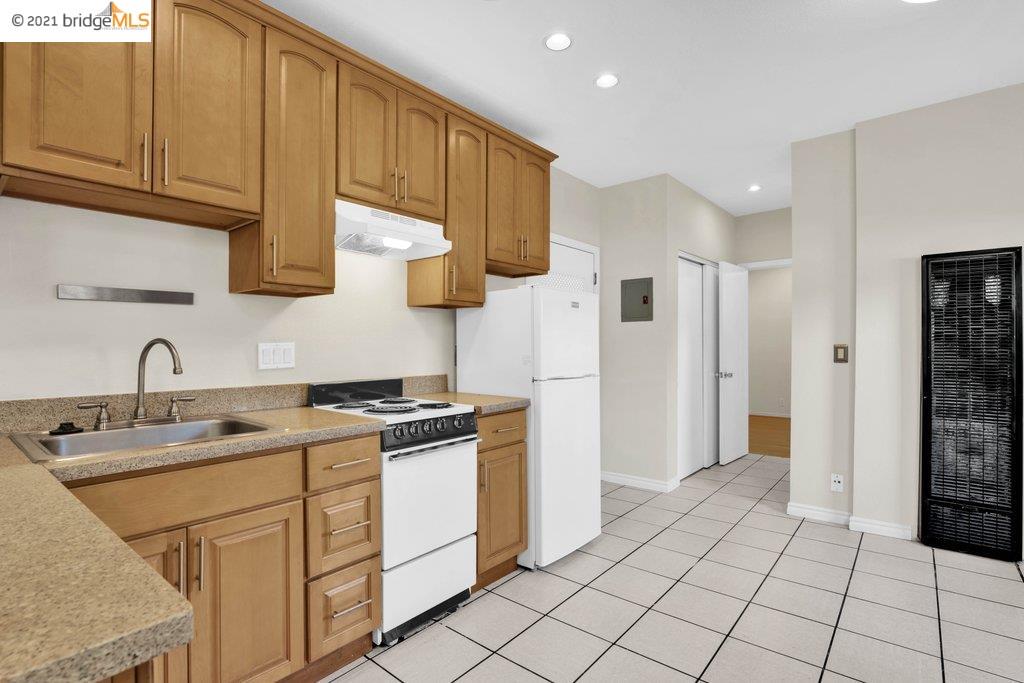 147 Richmond Ave, RICHMOND, California 94801, ,Comm Ri Multi-units 5+,For Sale,Richmond Ave,40971822