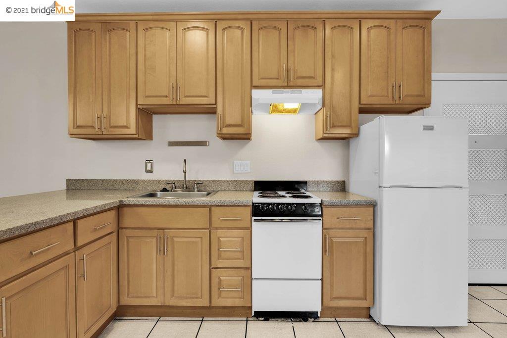 147 Richmond Ave, RICHMOND, California 94801, ,Comm Ri Multi-units 5+,For Sale,Richmond Ave,40971822