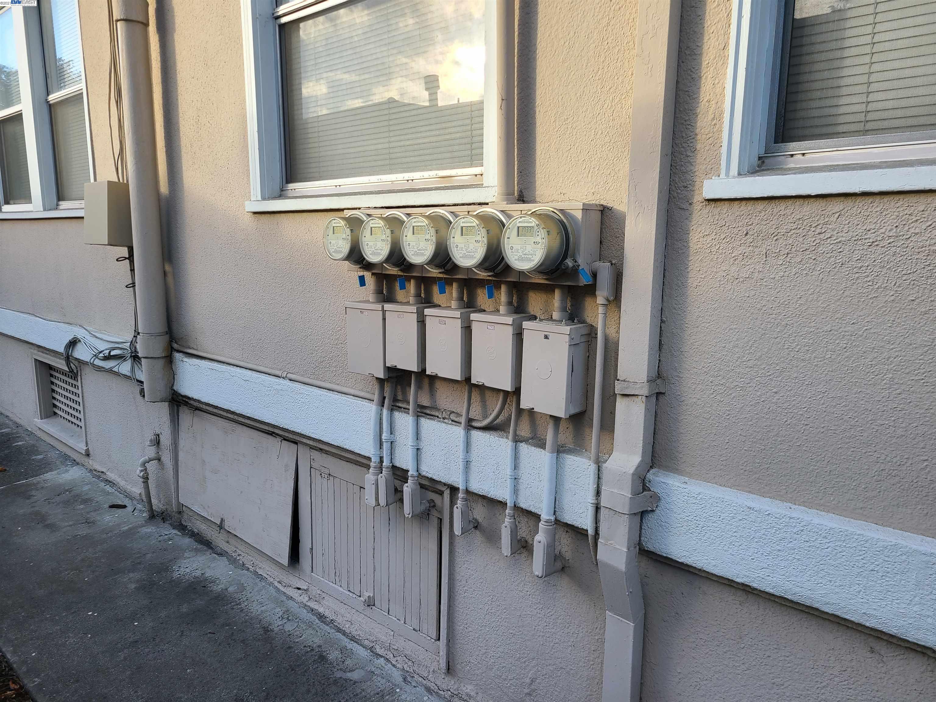 509 Juana Ave, SAN LEANDRO, California 94577, ,Comm Ri Multi-units 5+,For Sale,Juana Ave,40971852