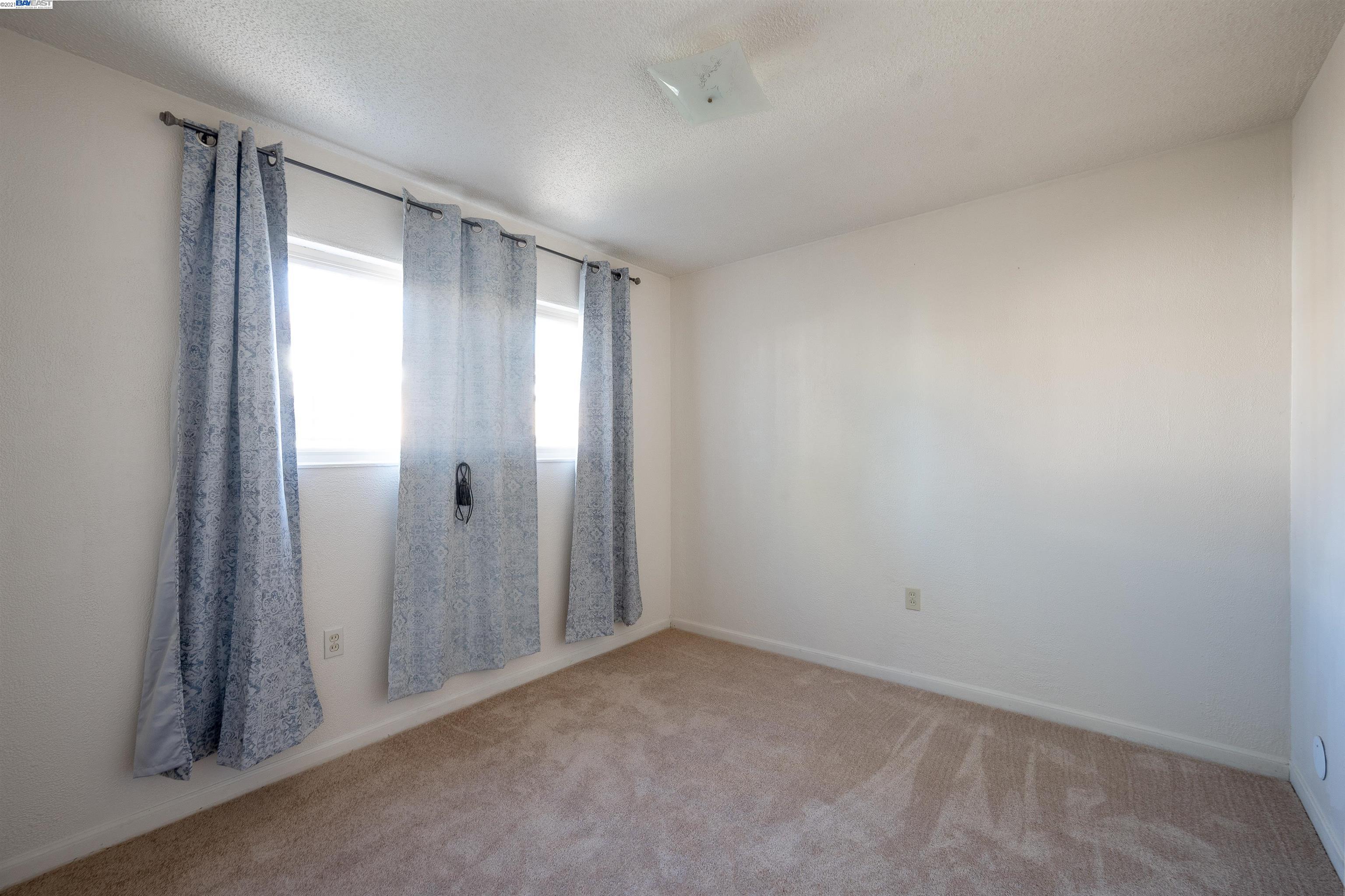1725 Bissell Ave, RICHMOND, California 94801, ,Comm Ri Multi-units 5+,For Sale,Bissell Ave,40971890