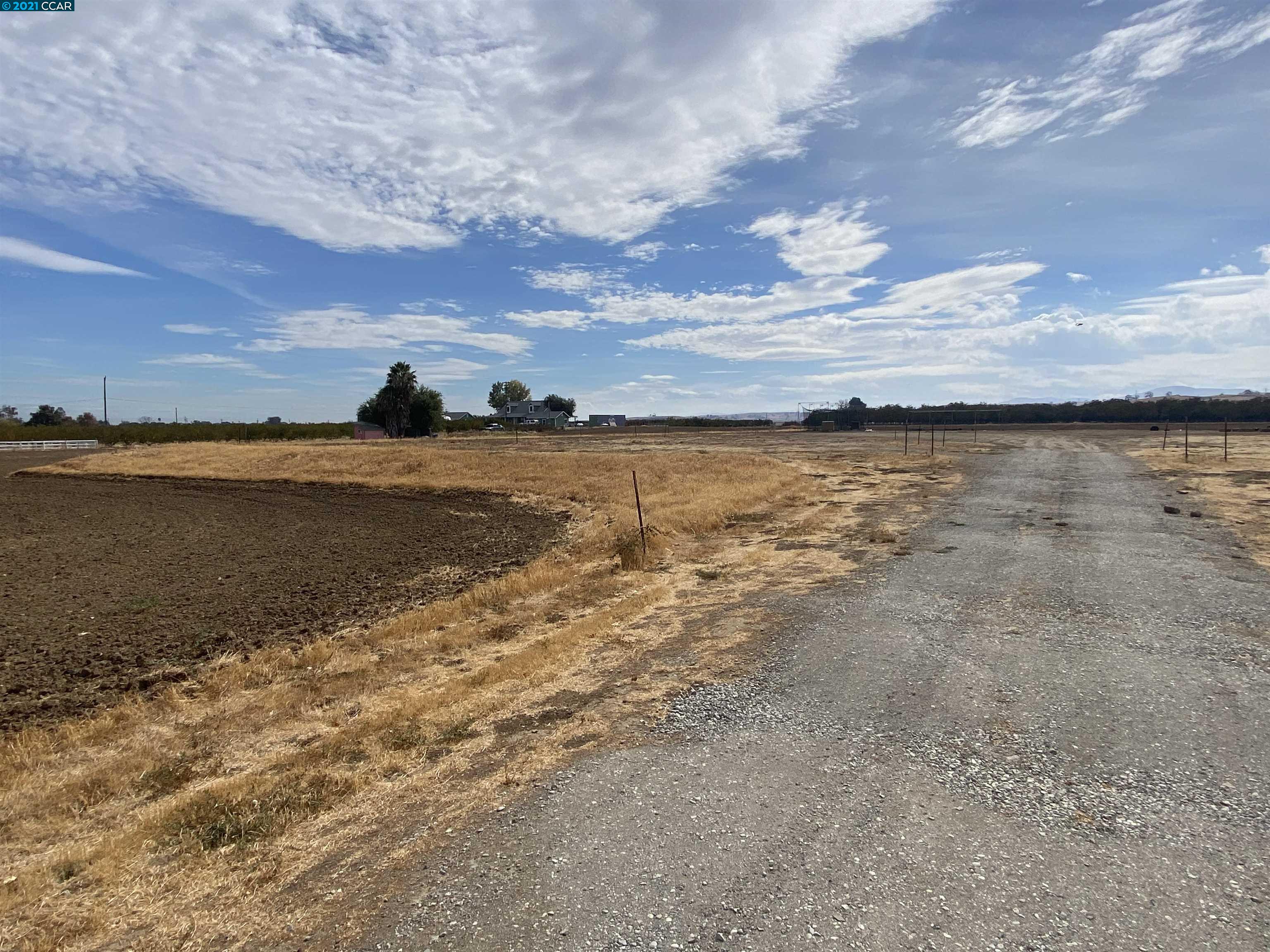 2450 CONCORD AVE., BRENTWOOD, California 94513, ,Lots And Land,For Sale,CONCORD AVE.,40971854