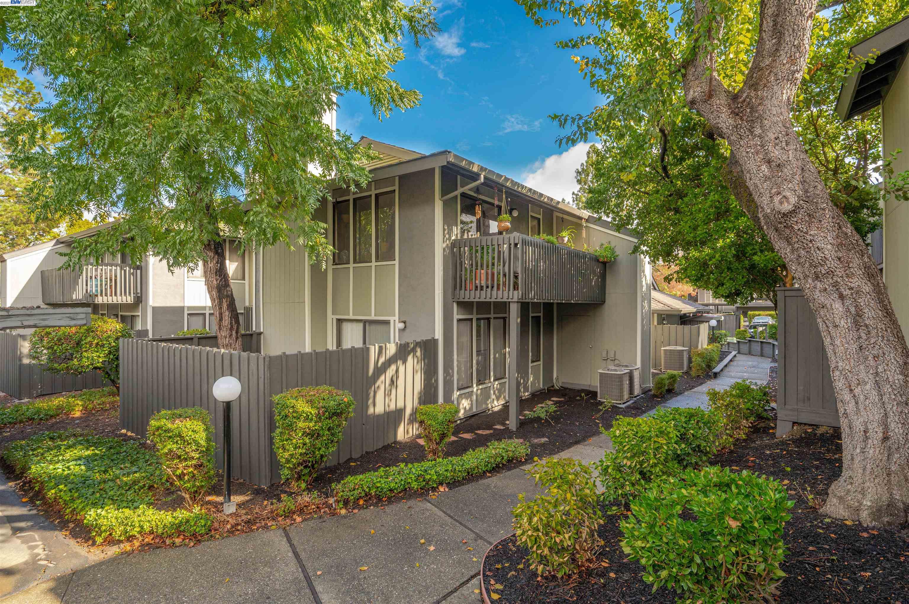 1824 Camino Verde, WALNUT CREEK, California 94597-2266, ,Comm Ri Multi-units 5+,For Sale,Camino Verde,40972218