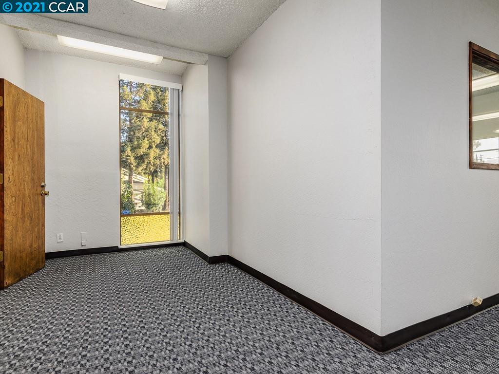 3330 Clayton Rd #B, CONCORD, California 94519, ,Comm Industrial For Lease,For Rent,Clayton Rd #B,40972307