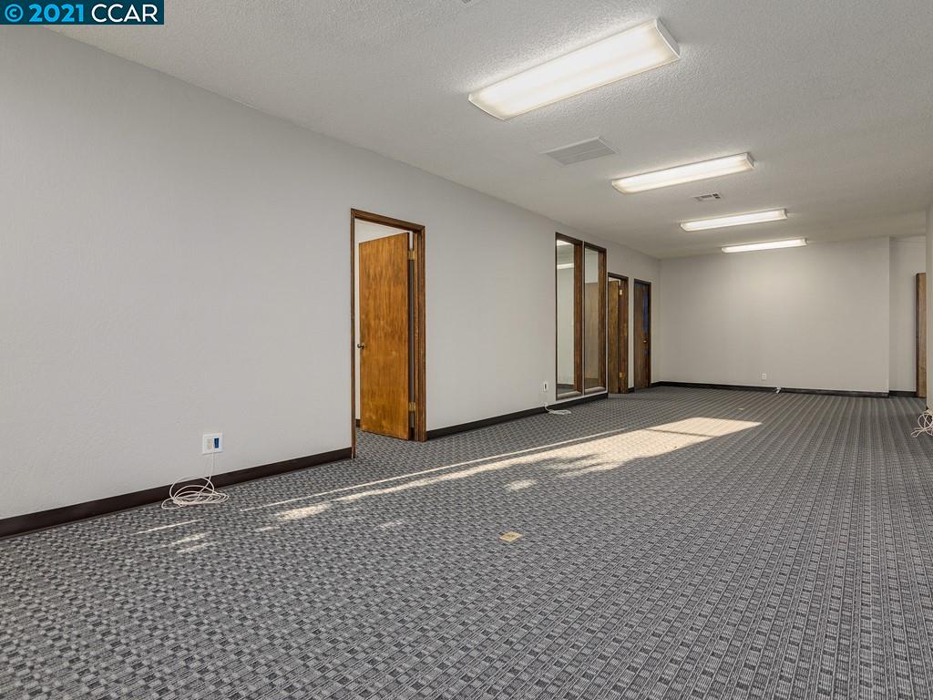 3330 Clayton Rd #B, CONCORD, California 94519, ,Comm Industrial For Lease,For Rent,Clayton Rd #B,40972307