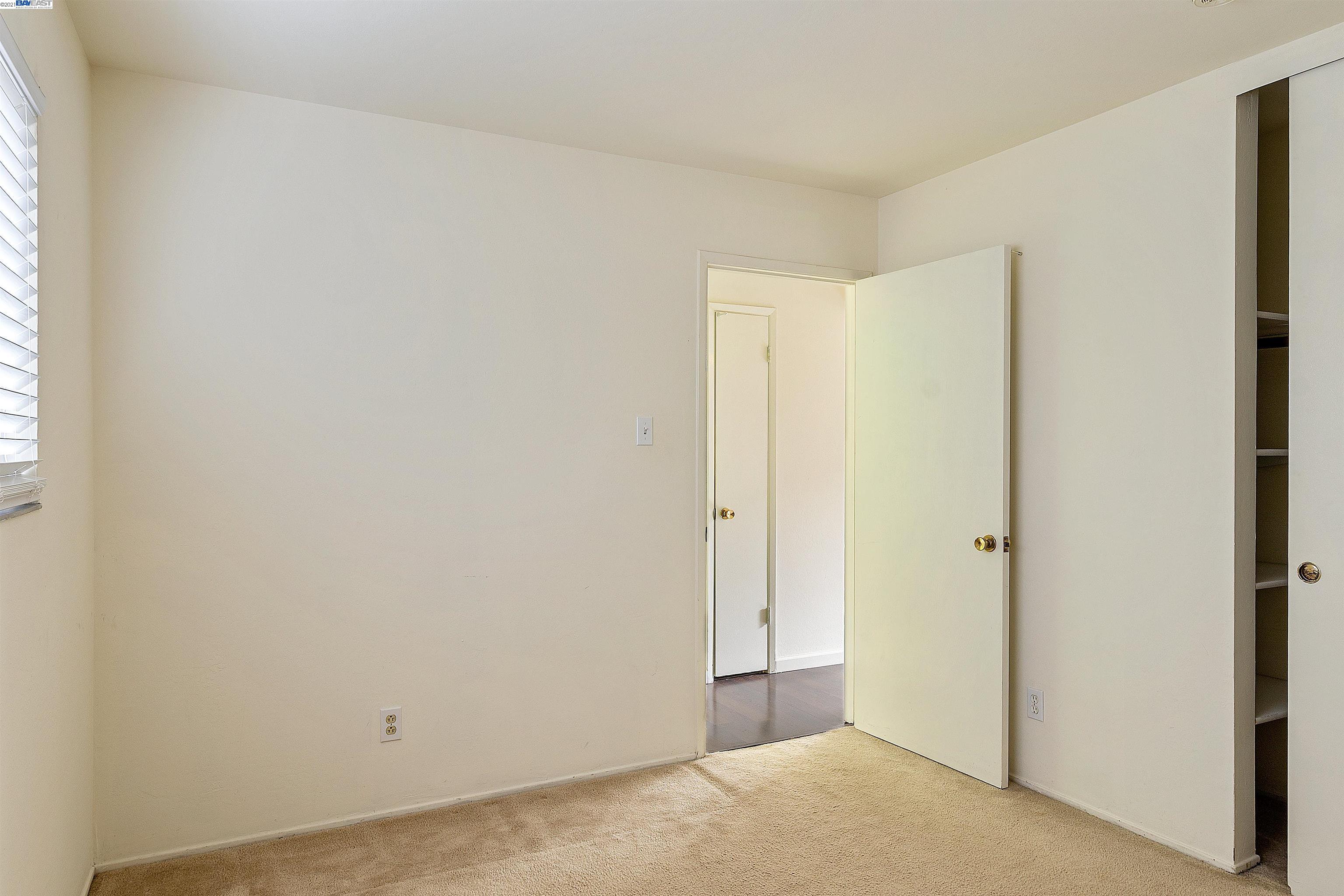 2233 Clinton Ave, ALAMEDA, California 94501, ,Comm Ri Multi-units 5+,For Sale,Clinton Ave,40972699