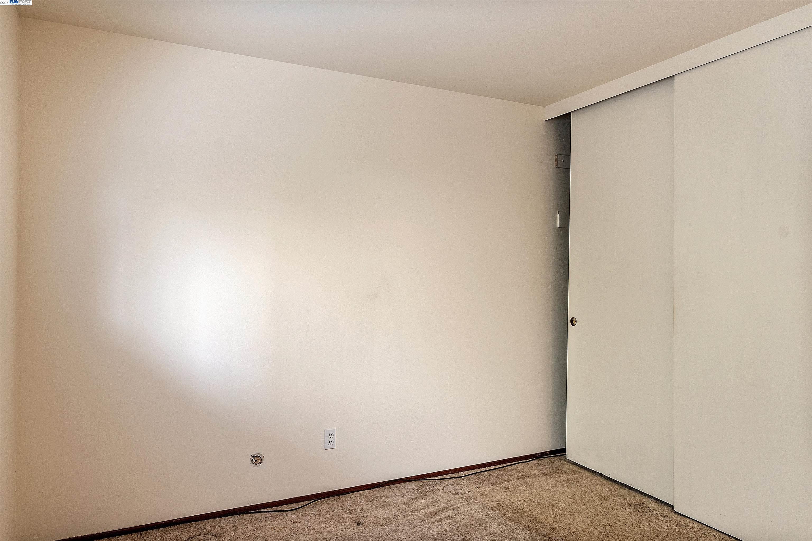 2233 Clinton Ave, ALAMEDA, California 94501, ,Comm Ri Multi-units 5+,For Sale,Clinton Ave,40972699