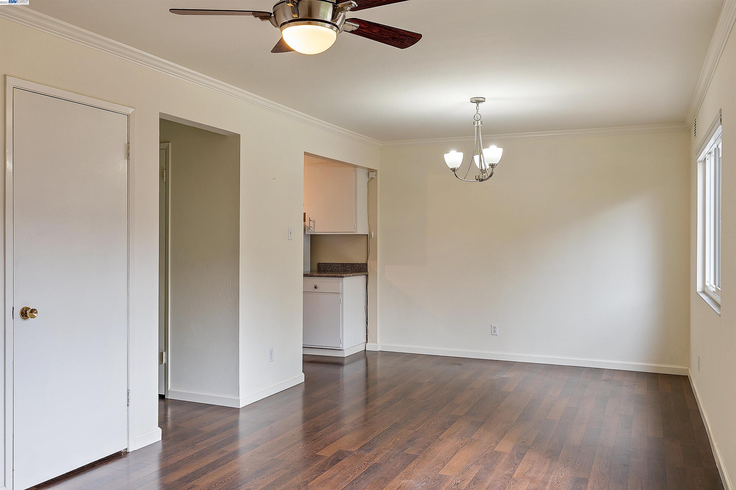 2233 Clinton Ave, ALAMEDA, California 94501, ,Comm Ri Multi-units 5+,For Sale,Clinton Ave,40972699