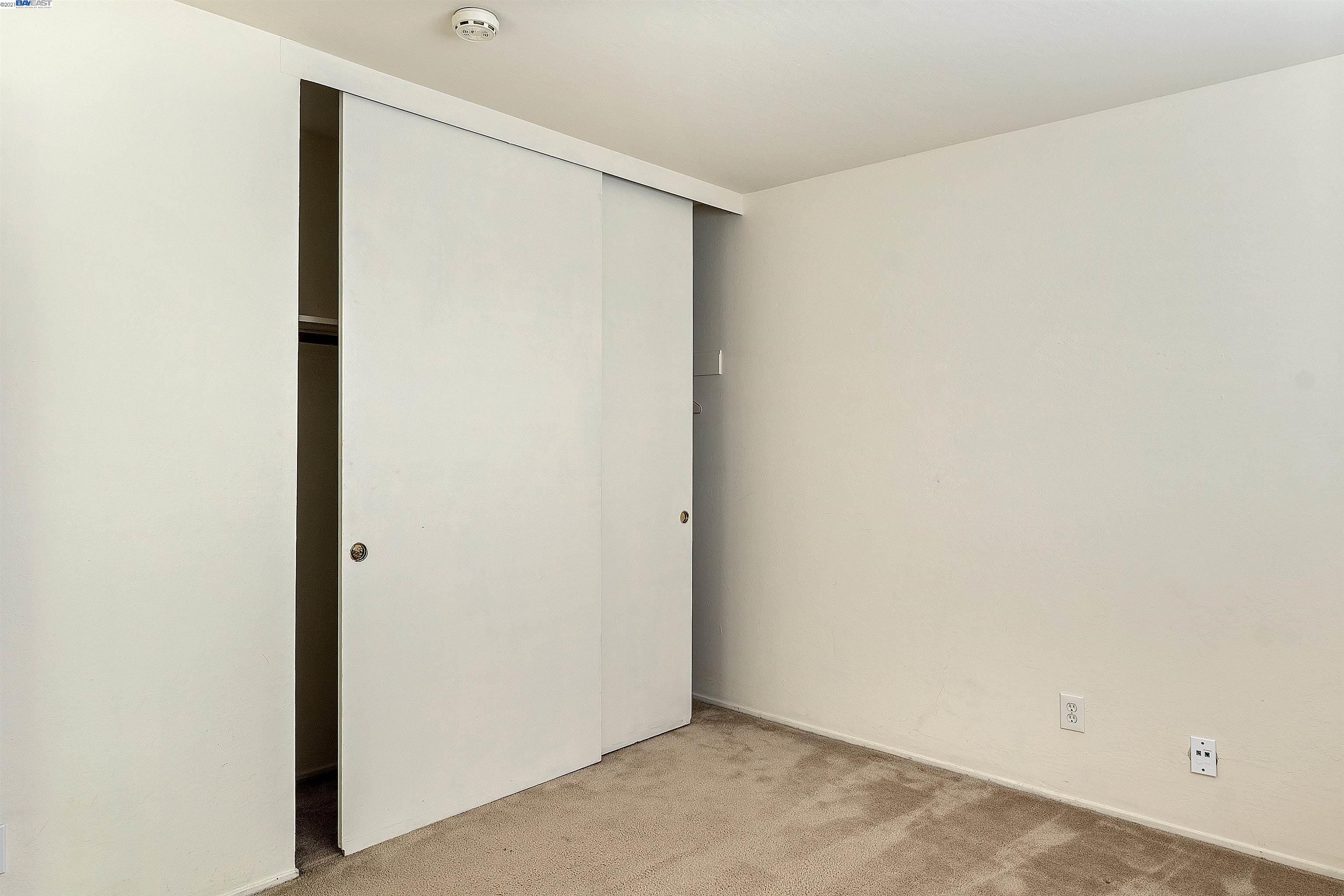 2233 Clinton Ave, ALAMEDA, California 94501, ,Comm Ri Multi-units 5+,For Sale,Clinton Ave,40972699