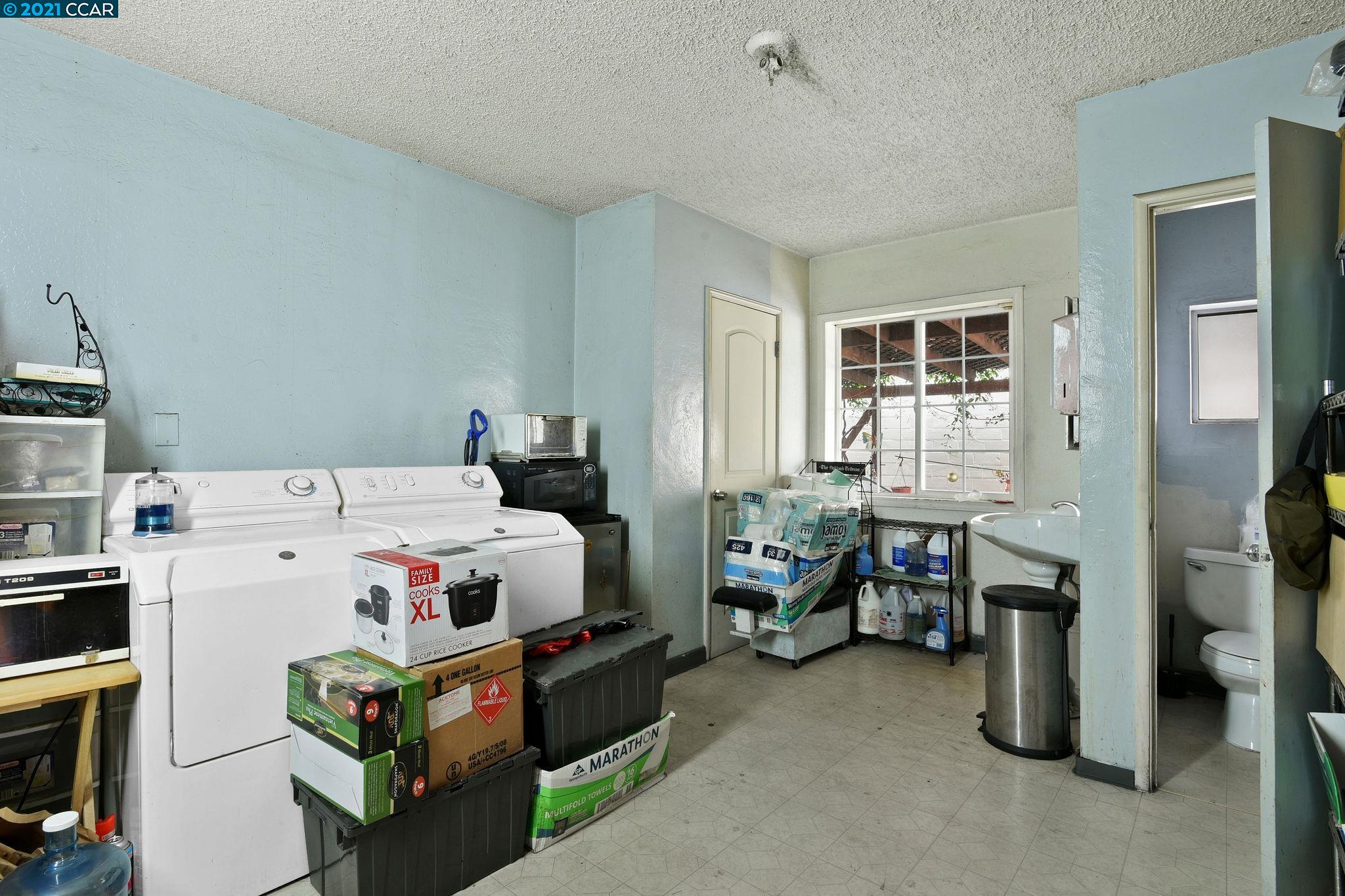 7332 International Blvd, OAKLAND, California 94621, ,Comm Industrial For Sale,For Sale,International Blvd,40972885