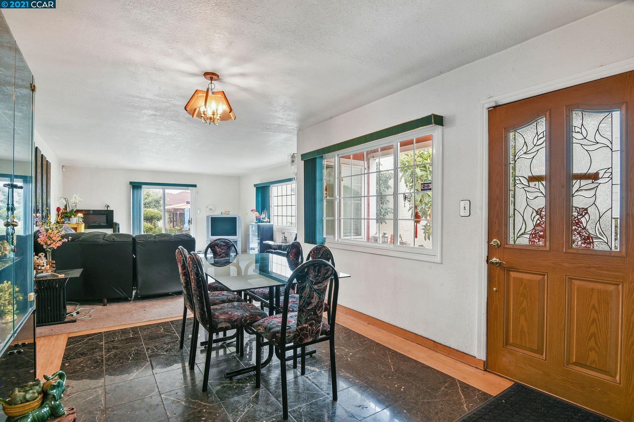 7332 International Blvd, OAKLAND, California 94621, ,Comm Industrial For Sale,For Sale,International Blvd,40972885