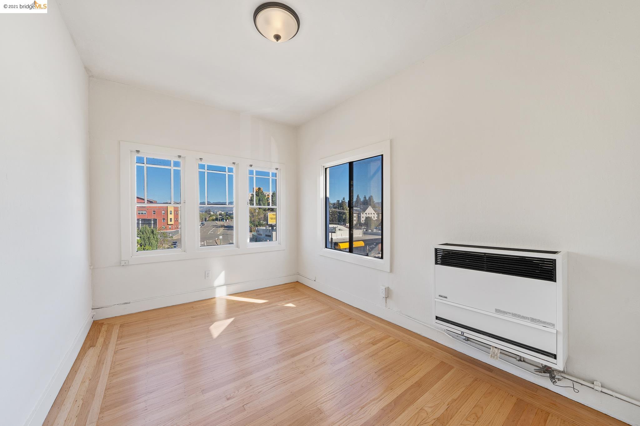 611 Grand, OAKLAND, California 94612, ,Comm Ri Multi-units 5+,For Sale,Grand,40973164