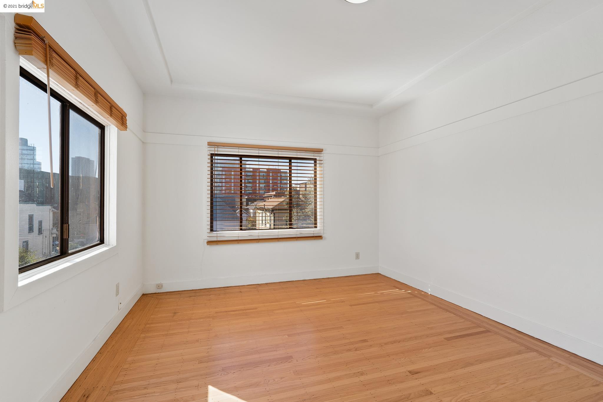 611 Grand, OAKLAND, California 94612, ,Comm Ri Multi-units 5+,For Sale,Grand,40973164