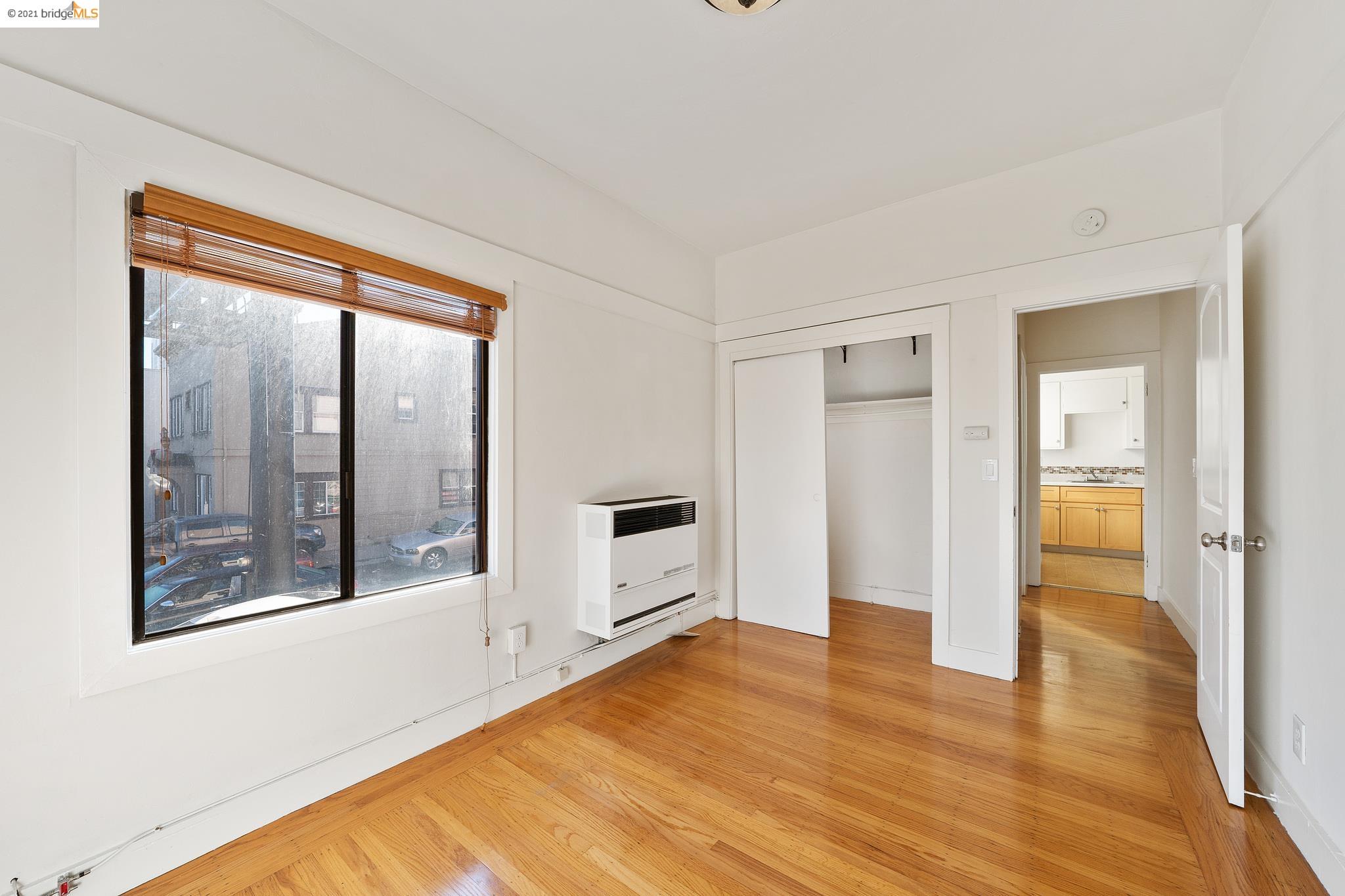 611 Grand, OAKLAND, California 94612, ,Comm Ri Multi-units 5+,For Sale,Grand,40973164