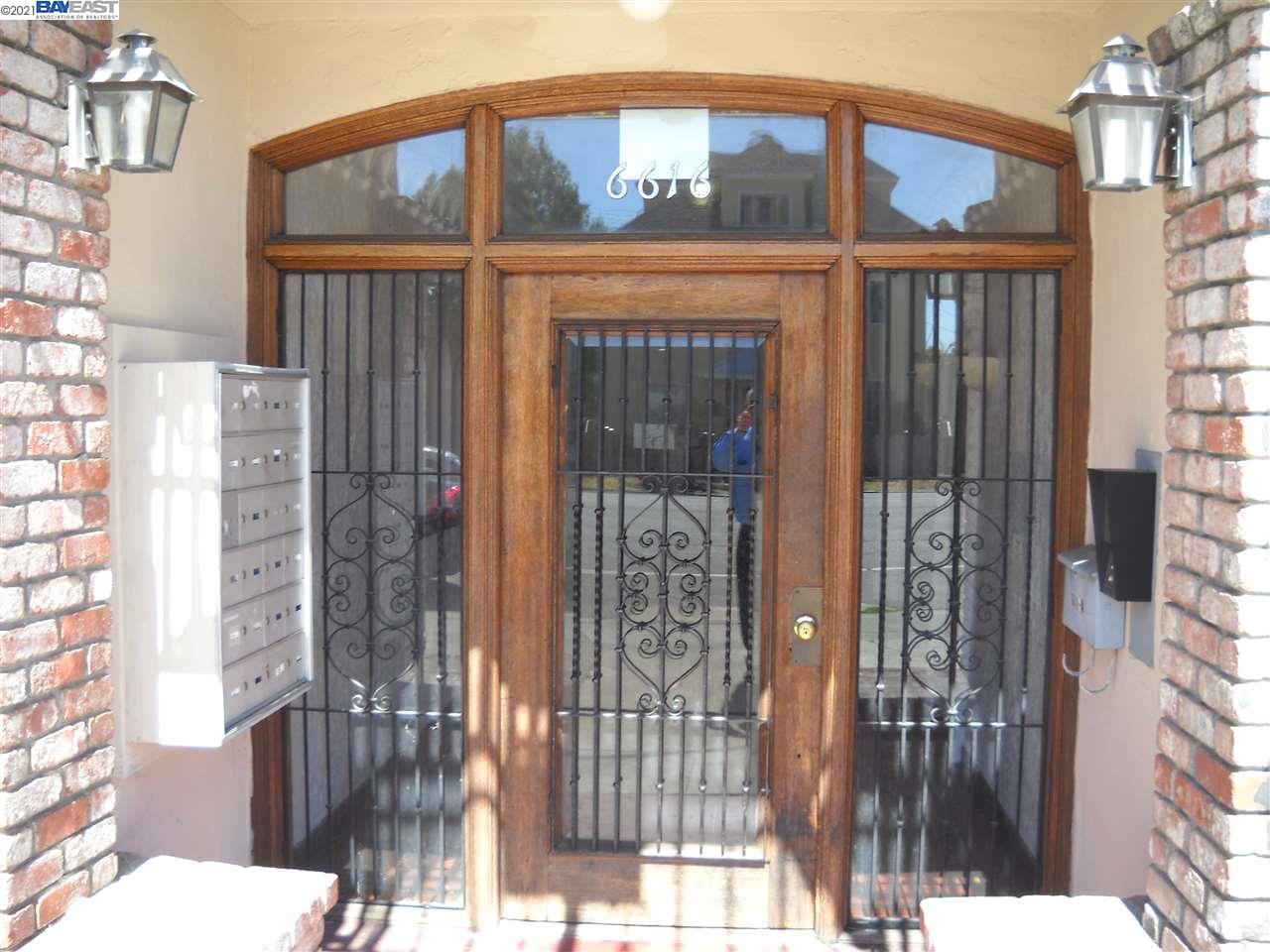 6616 Telegraph Ave, OAKLAND, California 94609, ,Comm Ri Multi-units 5+,For Sale,Telegraph Ave,40973256