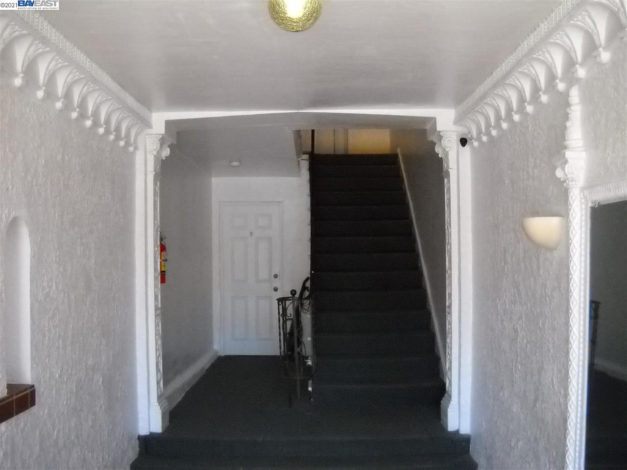 6616 Telegraph Ave, OAKLAND, California 94609, ,Comm Ri Multi-units 5+,For Sale,Telegraph Ave,40973256