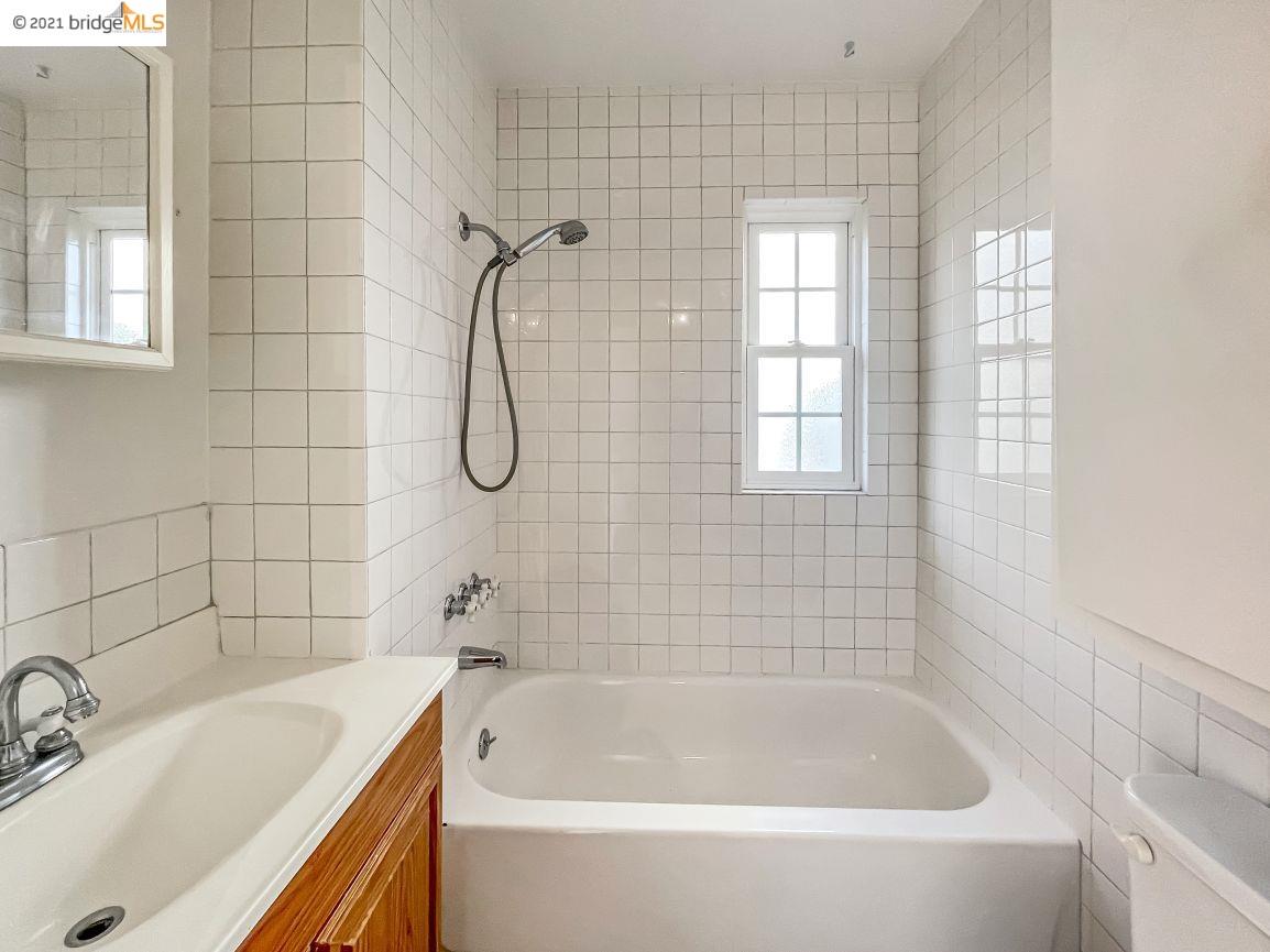 1876 Arch St, BERKELEY, California 94709, ,Comm Ri Multi-units 5+,For Sale,Arch St,40973276