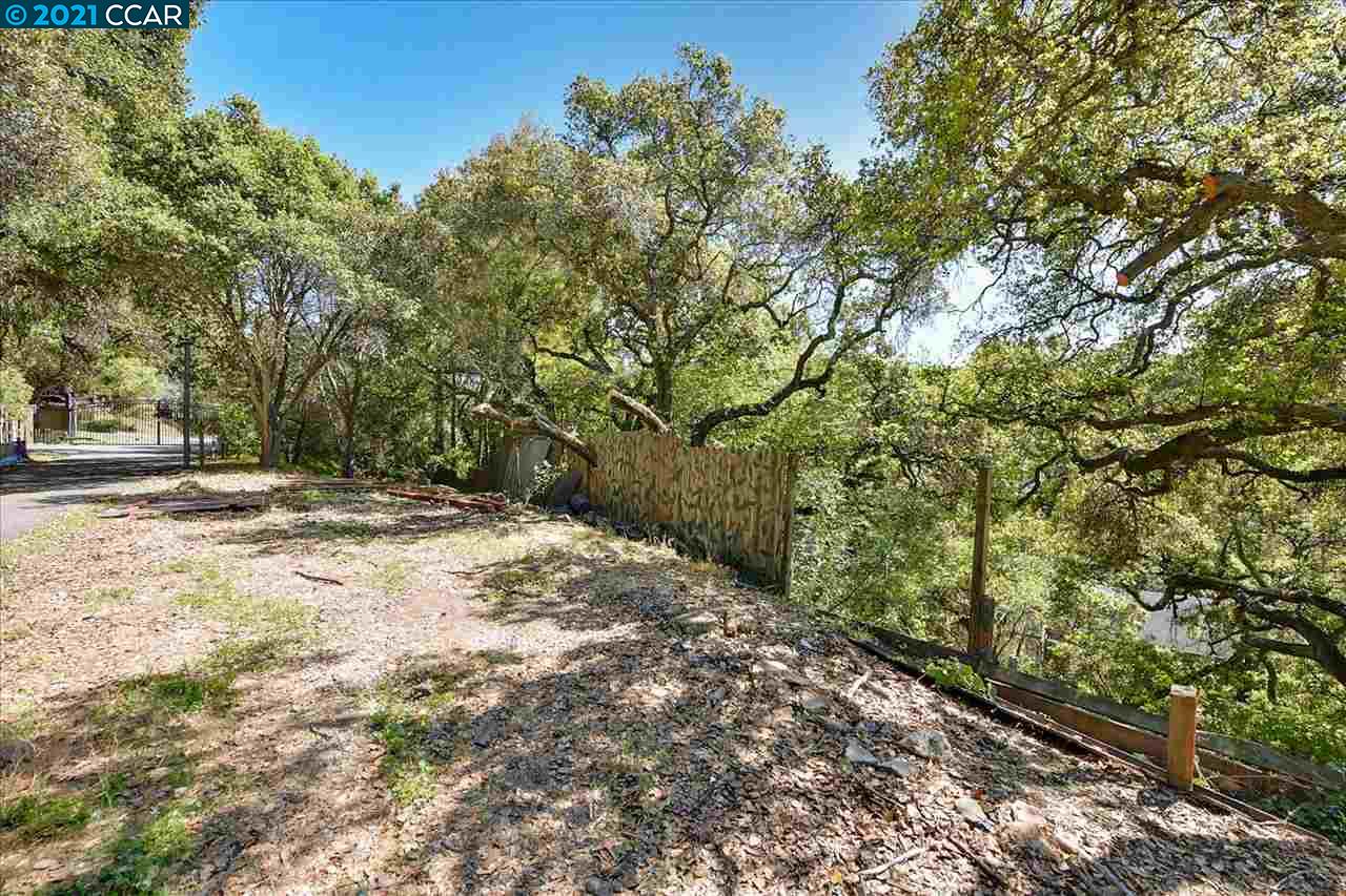 0 Roble Road, OAKLAND, California 94618, ,Lots And Land,For Sale,Roble Road,40973292