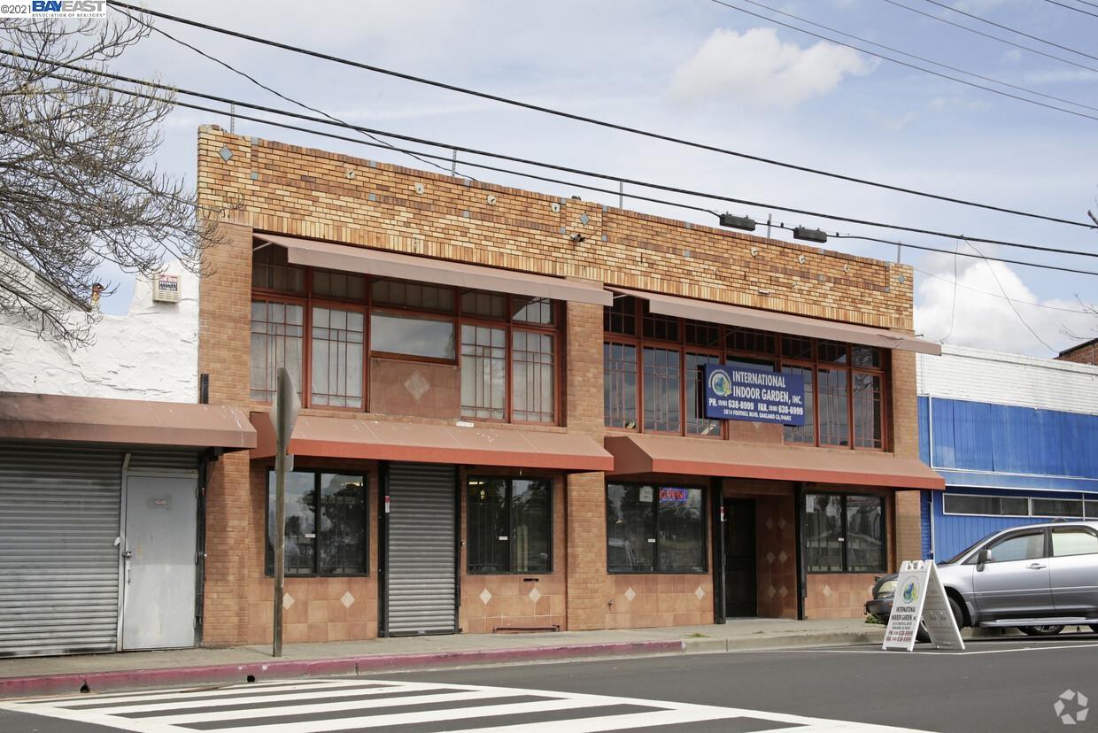 5812 Foothill Blvd, OAKLAND, California 94605, ,Comm Industrial For Sale,For Sale,Foothill Blvd,40973519