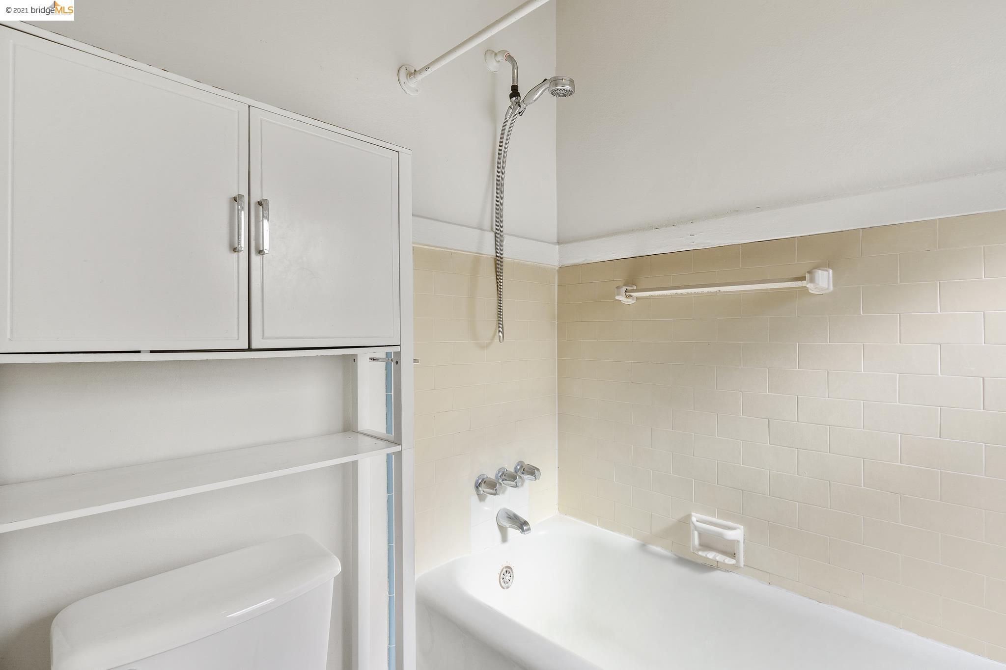 64 9Th St, SAN JOSE, California 95112, ,Comm Ri Multi-units 5+,For Sale,9Th St,40973764