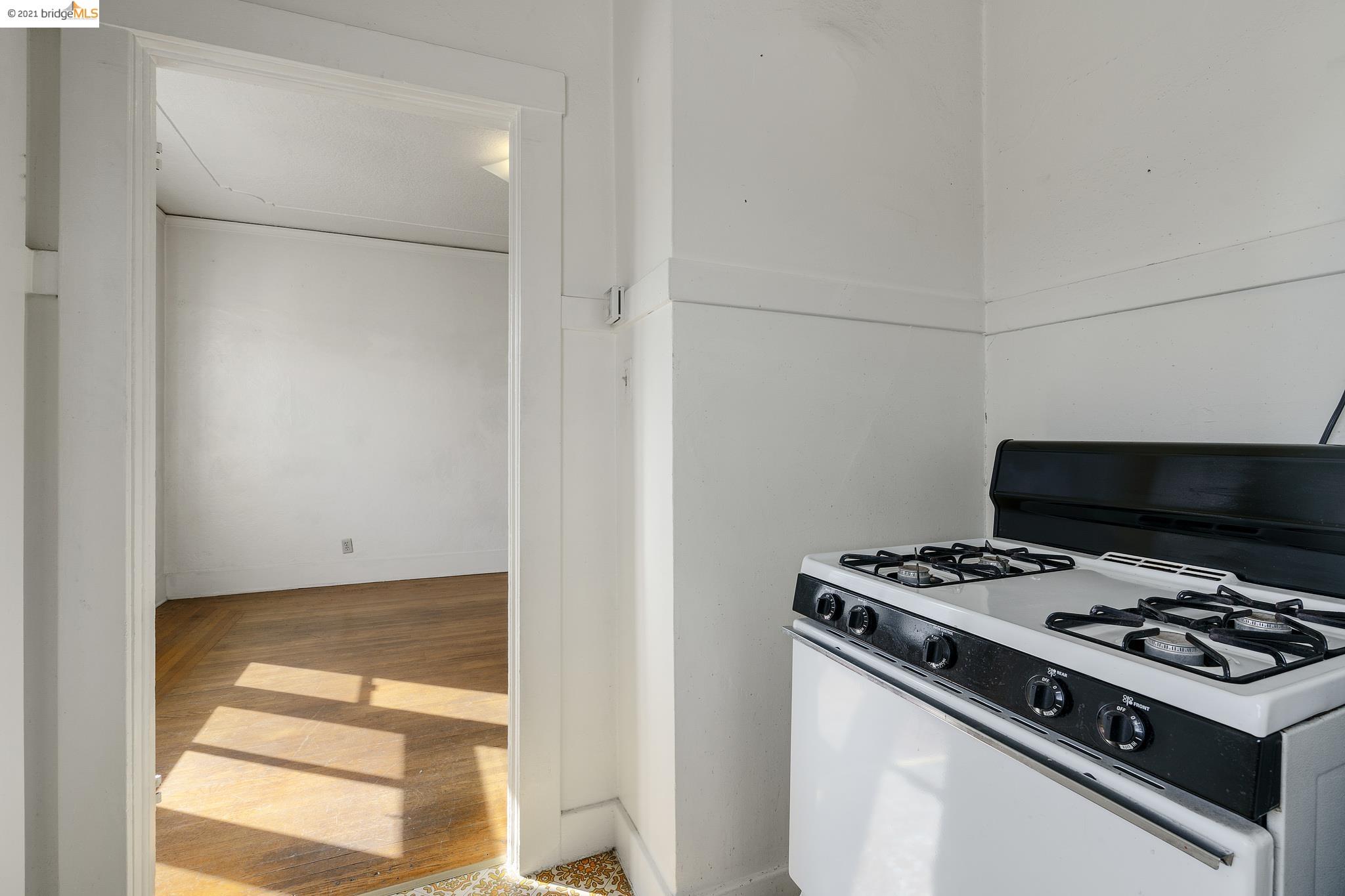64 9Th St, SAN JOSE, California 95112, ,Comm Ri Multi-units 5+,For Sale,9Th St,40973764