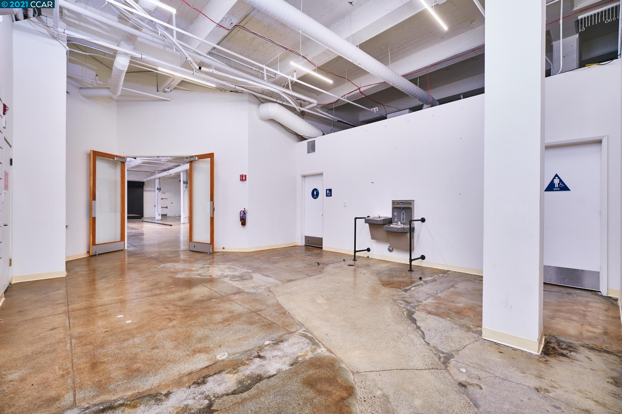 235 San Joaquin, STOCKTON, California 95202-2408, ,Comm Industrial For Sale,For Sale,San Joaquin,40974114