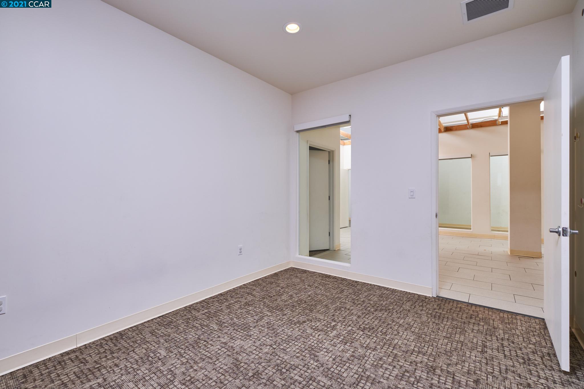 235 San Joaquin, STOCKTON, California 95202-2408, ,Comm Industrial For Sale,For Sale,San Joaquin,40974114