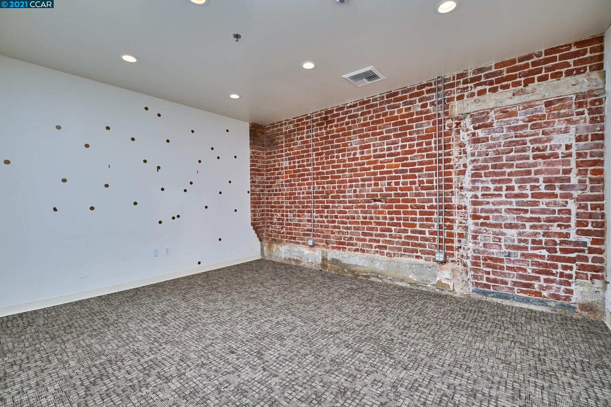 235 San Joaquin, STOCKTON, California 95202-2408, ,Comm Industrial For Sale,For Sale,San Joaquin,40974114
