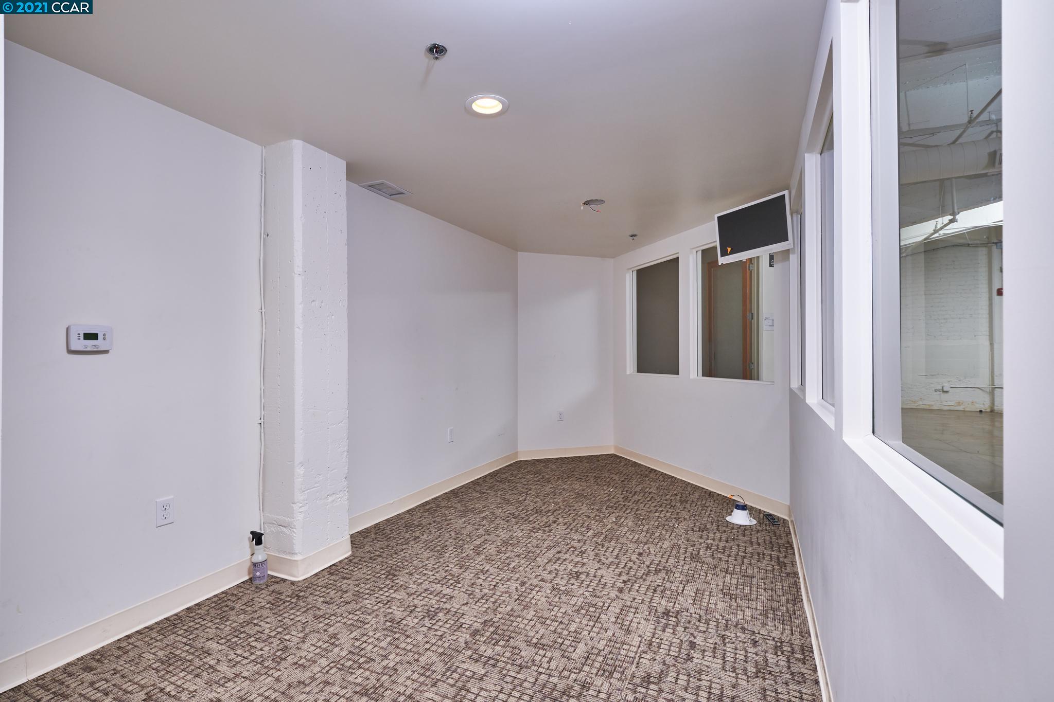 235 San Joaquin, STOCKTON, California 95202-2408, ,Comm Industrial For Sale,For Sale,San Joaquin,40974114