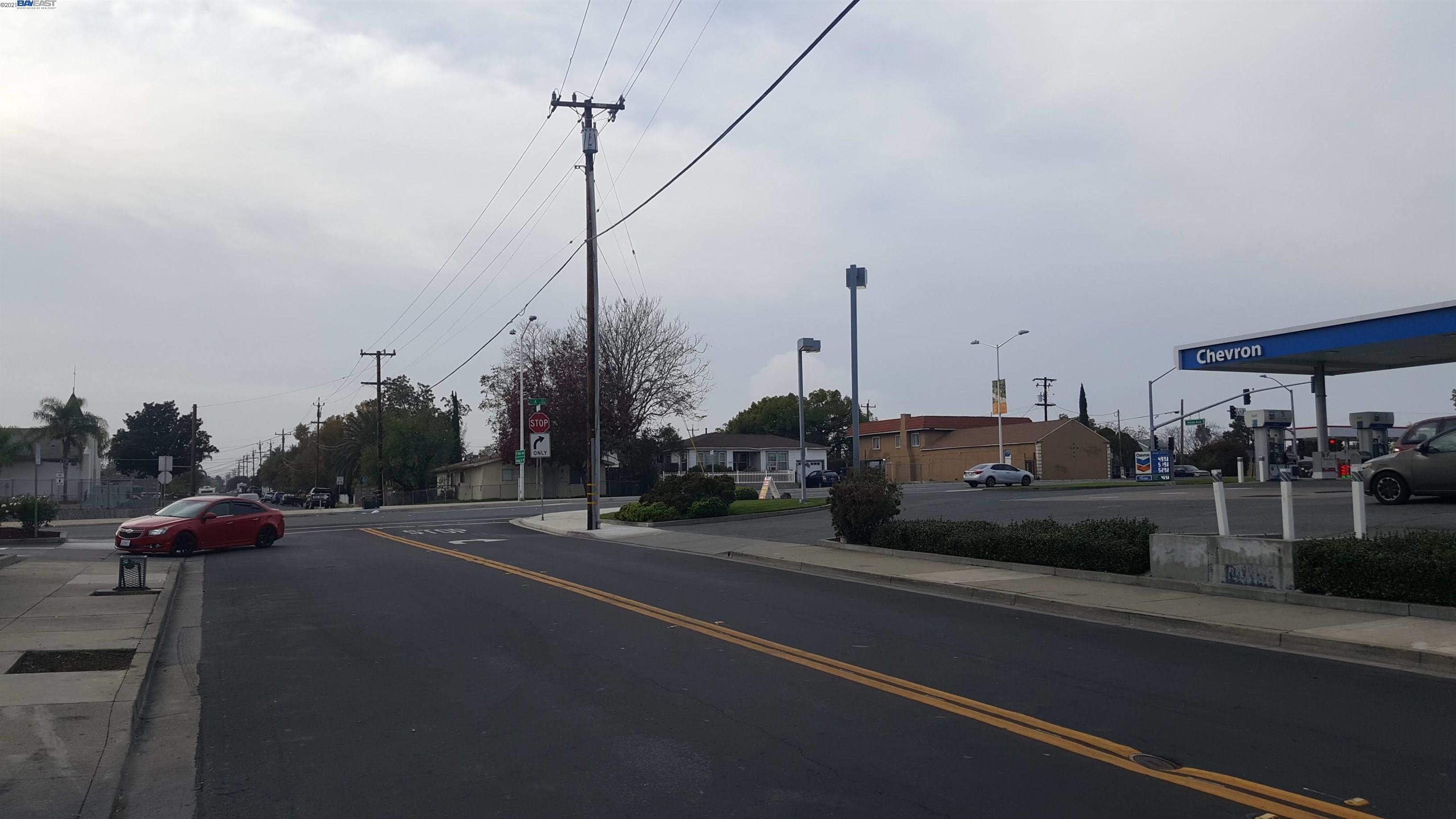 2405 Sunset Dr, ANTIOCH, California 94509, ,Comm Ri Multi-units 5+,For Sale,Sunset Dr,40974548