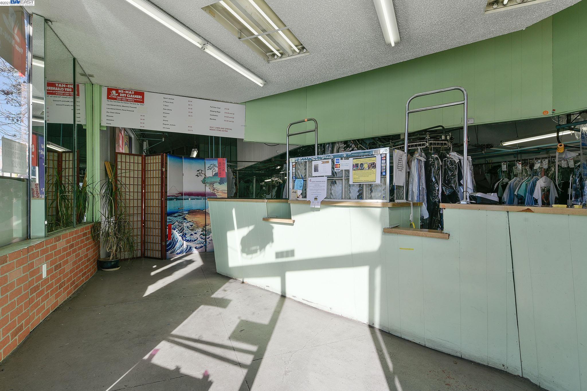 2974 MacArthur Blvd, OAKLAND, California 94602, ,Comm Industrial For Sale,For Sale,MacArthur Blvd,40974363