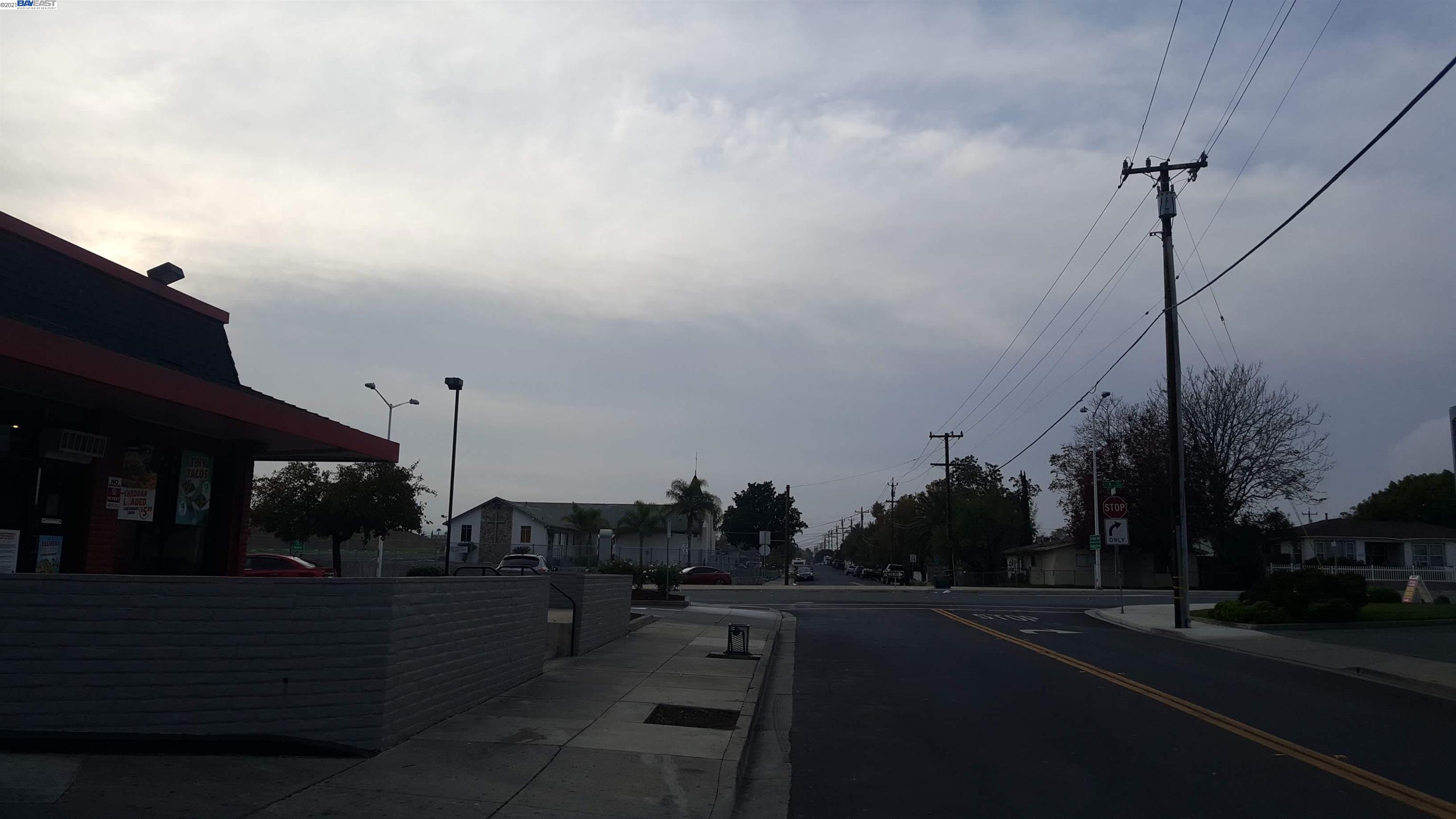 2401 Sunset Dr, ANTIOCH, California 94509, ,Lots And Land,For Sale,Sunset Dr,40974555