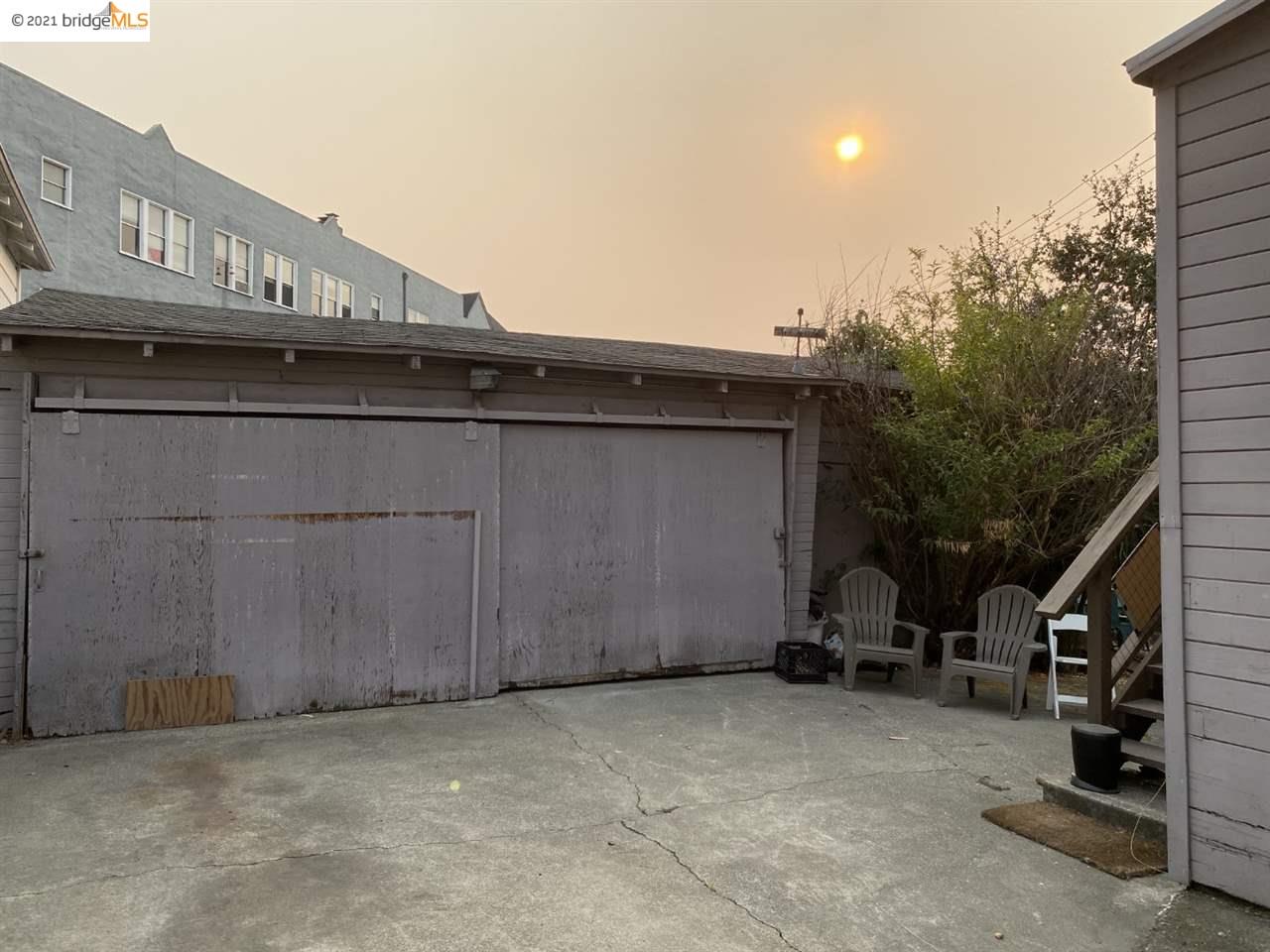 318 Portland Ave, OAKLAND, California 94606, ,Comm Ri Multi-units 5+,For Sale,Portland Ave,40974802