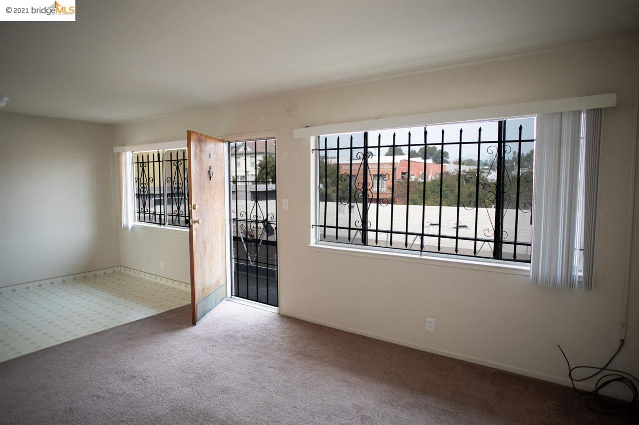 1745 12th Ave, OAKLAND, California 94606, ,Comm Ri Multi-units 5+,For Sale,12th Ave,40974806