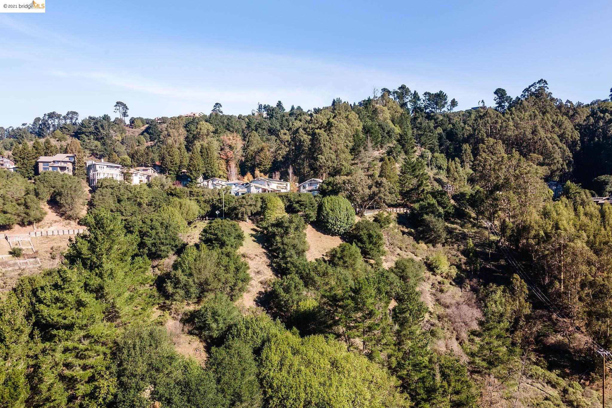 Tunnel Rd, OAKLAND, California 94611, ,Lots And Land,For Sale,Tunnel Rd,40974848