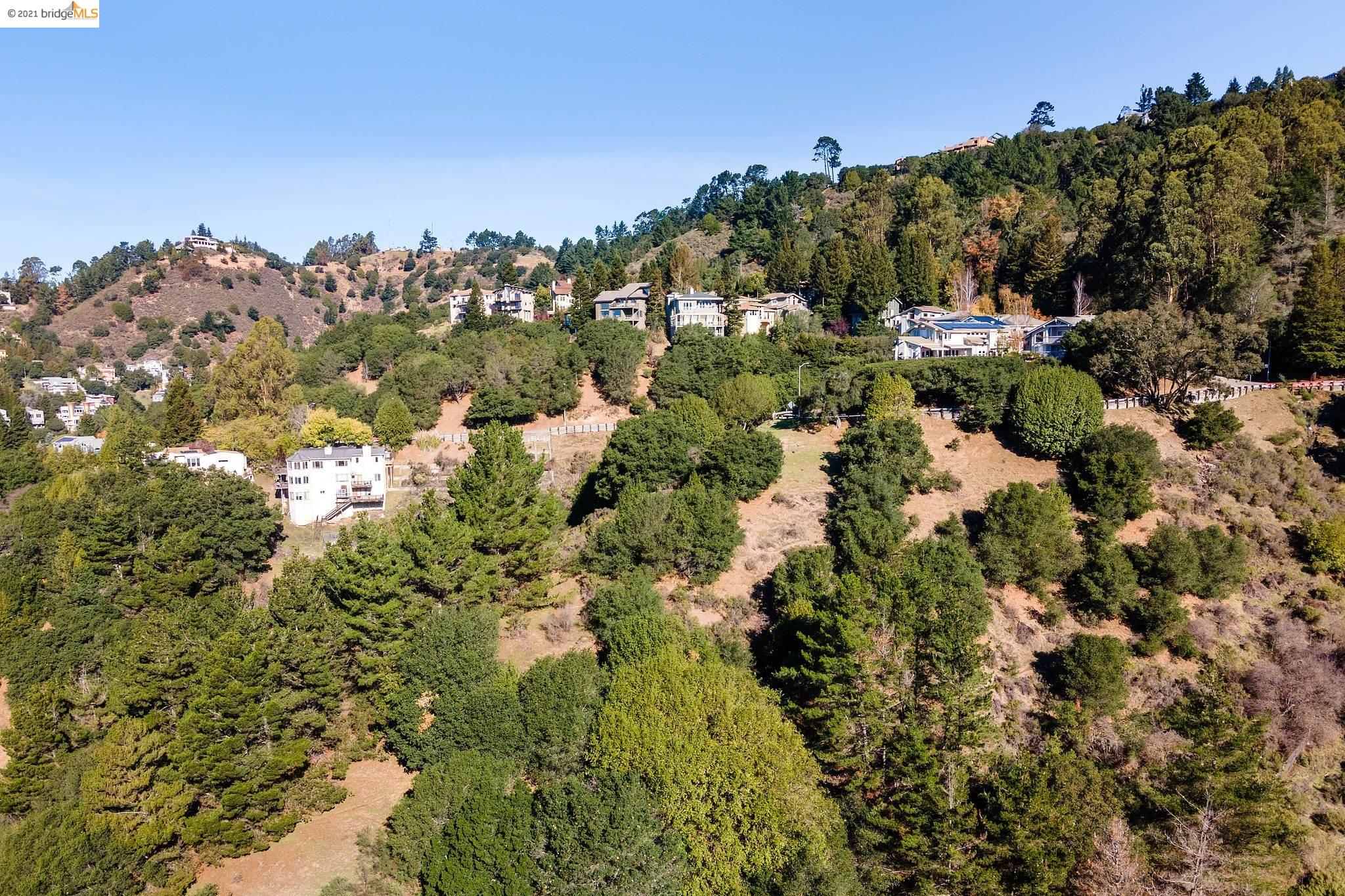 Tunnel Rd, OAKLAND, California 94611, ,Lots And Land,For Sale,Tunnel Rd,40974848