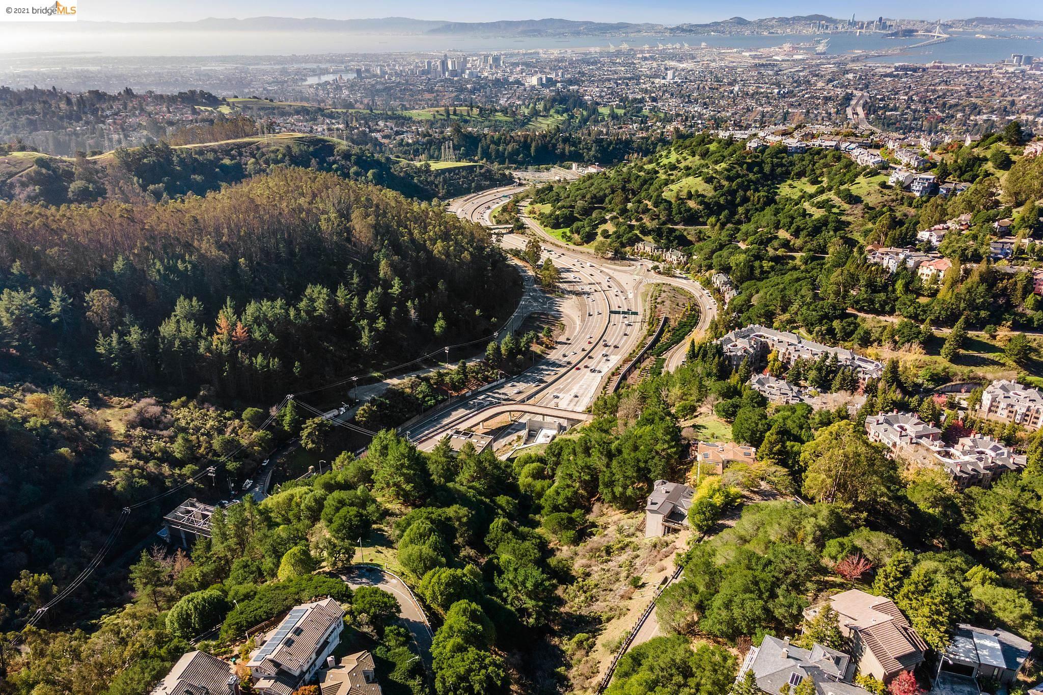 Tunnel Rd, OAKLAND, California 94611, ,Lots And Land,For Sale,Tunnel Rd,40974848