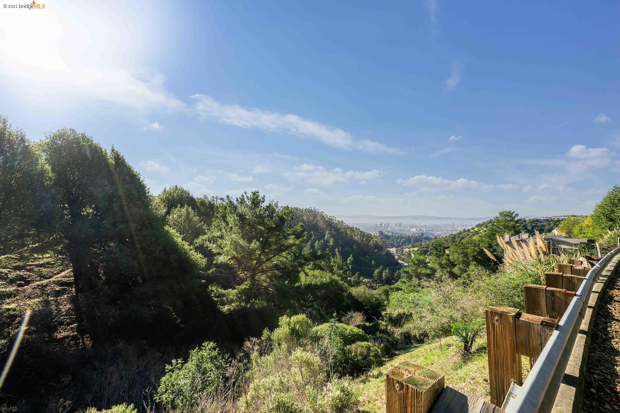 Tunnel Rd, OAKLAND, California 94611, ,Lots And Land,For Sale,Tunnel Rd,40974848