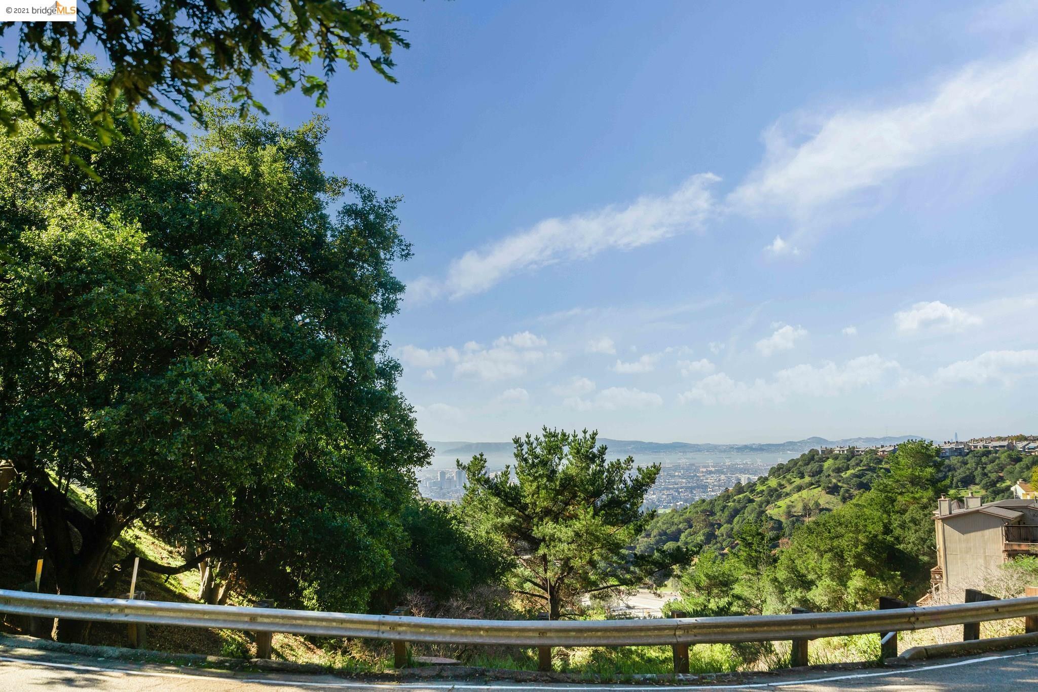 Tunnel Rd, OAKLAND, California 94611, ,Lots And Land,For Sale,Tunnel Rd,40974848
