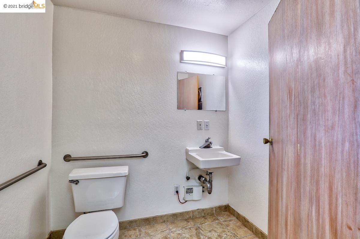 800 Delaware St, BERKELEY, California 94710, ,Comm Industrial For Lease,For Rent,Delaware St,40975200