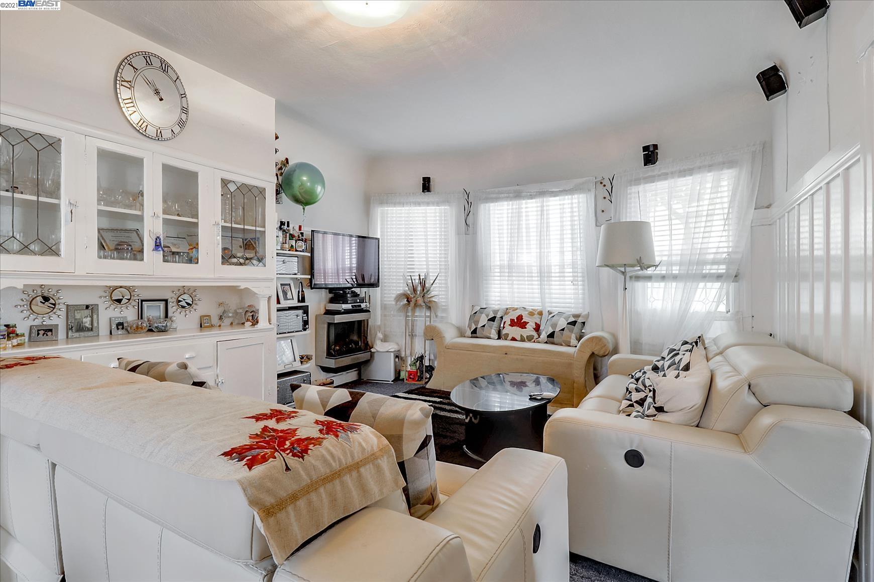 1505 37Th Ave, OAKLAND, California 94601, ,Comm Ri Multi-units 5+,For Sale,37Th Ave,40975272
