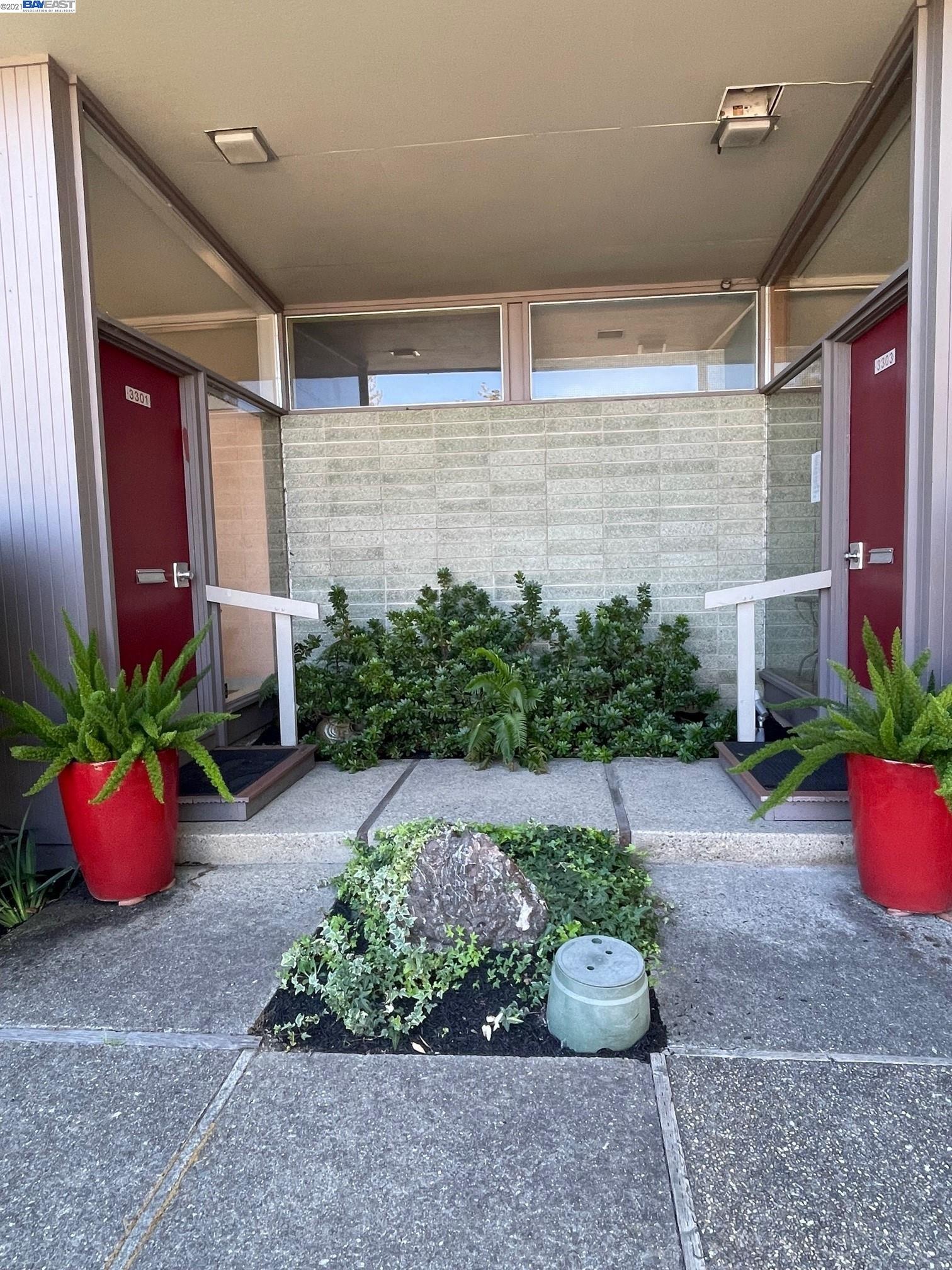 3301 Alma St, PALO ALTO, California 94306, ,Comm Industrial For Sale,For Sale,Alma St,40975425
