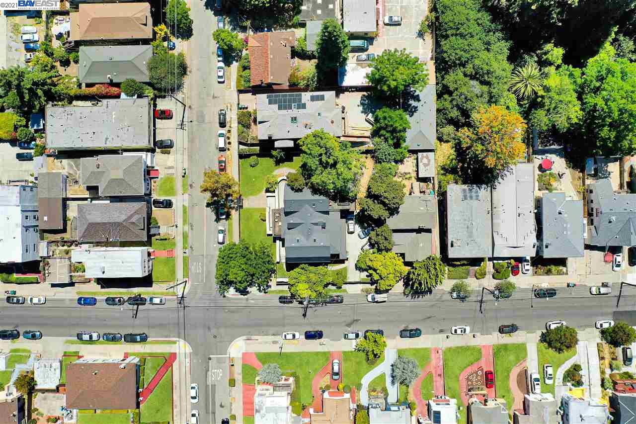 2043 7Th Ave, OAKLAND, California 94606, ,Comm Ri Multi-units 5+,For Sale,7Th Ave,40975496