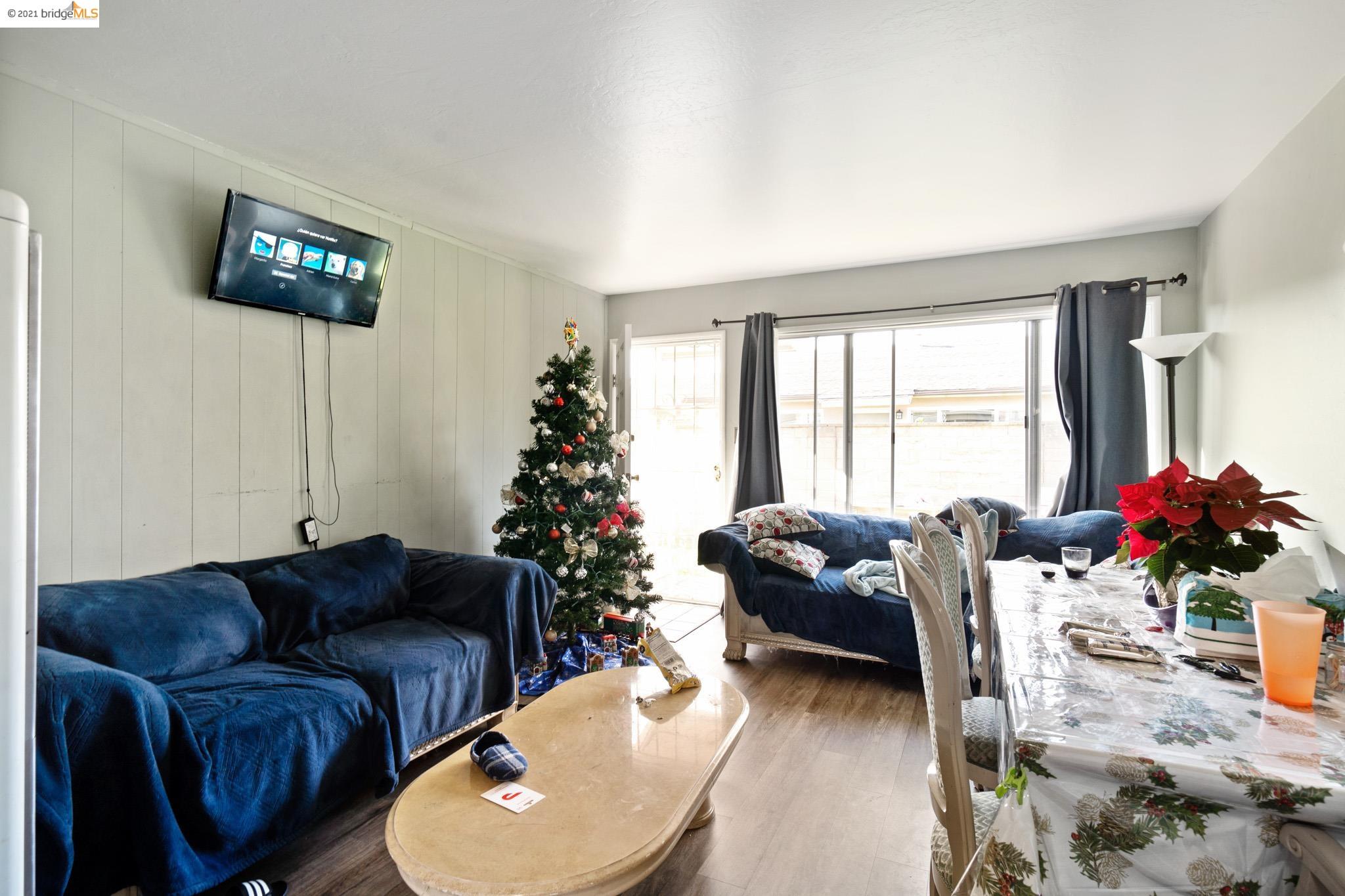 32207 Seneca St, HAYWARD, California 94544, ,Comm Ri Multi-units 5+,For Sale,Seneca St,40975641