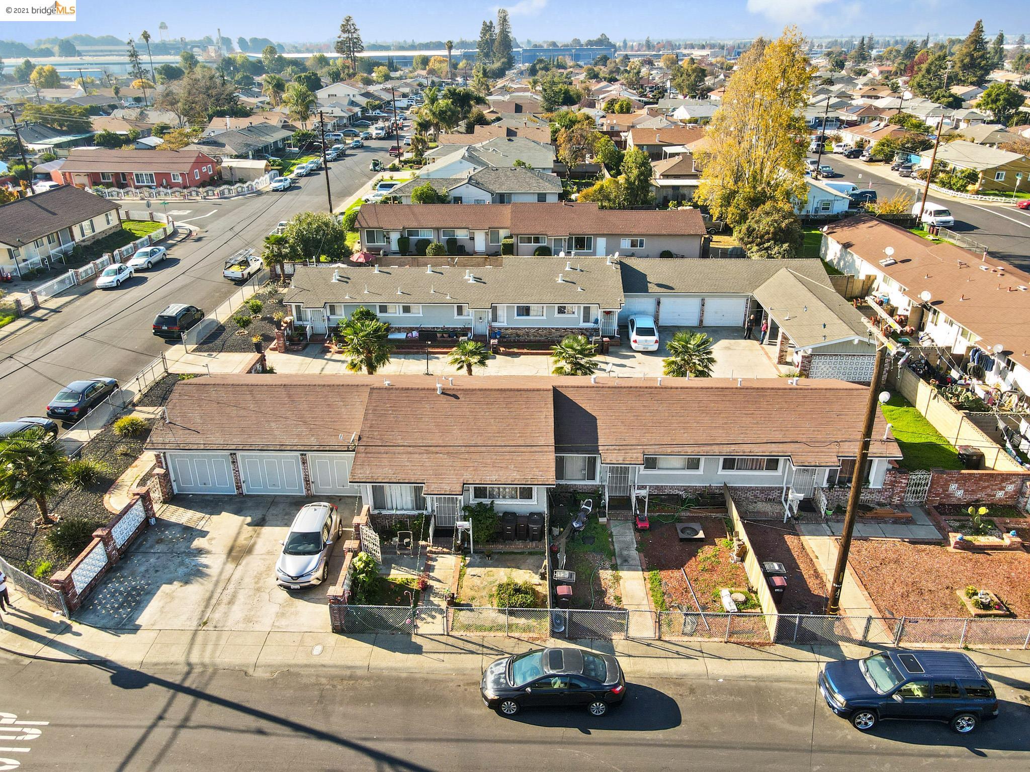 32207 Seneca St, HAYWARD, California 94544, ,Comm Ri Multi-units 5+,For Sale,Seneca St,40975641