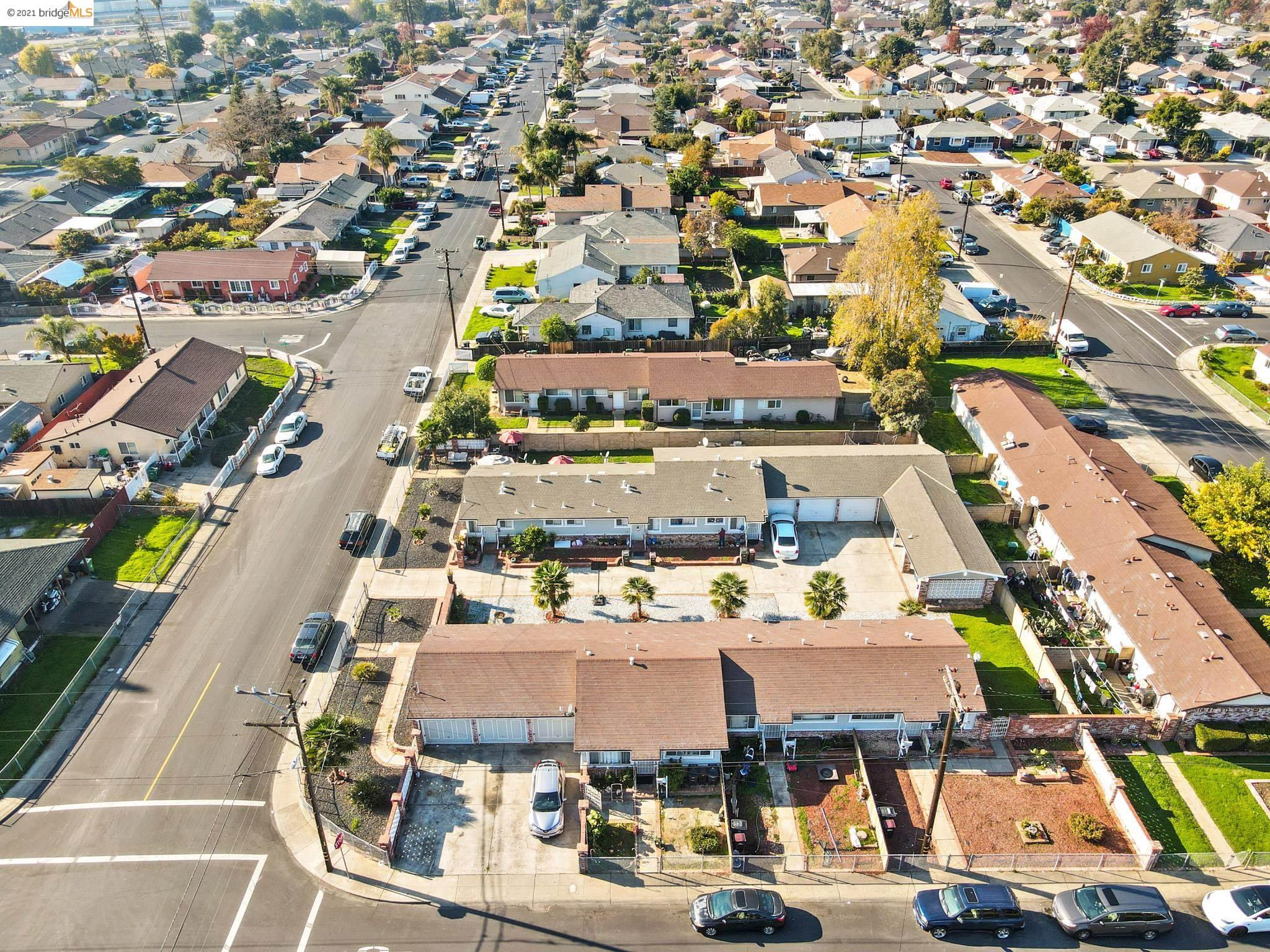 32207 Seneca St, HAYWARD, California 94544, ,Comm Ri Multi-units 5+,For Sale,Seneca St,40975641