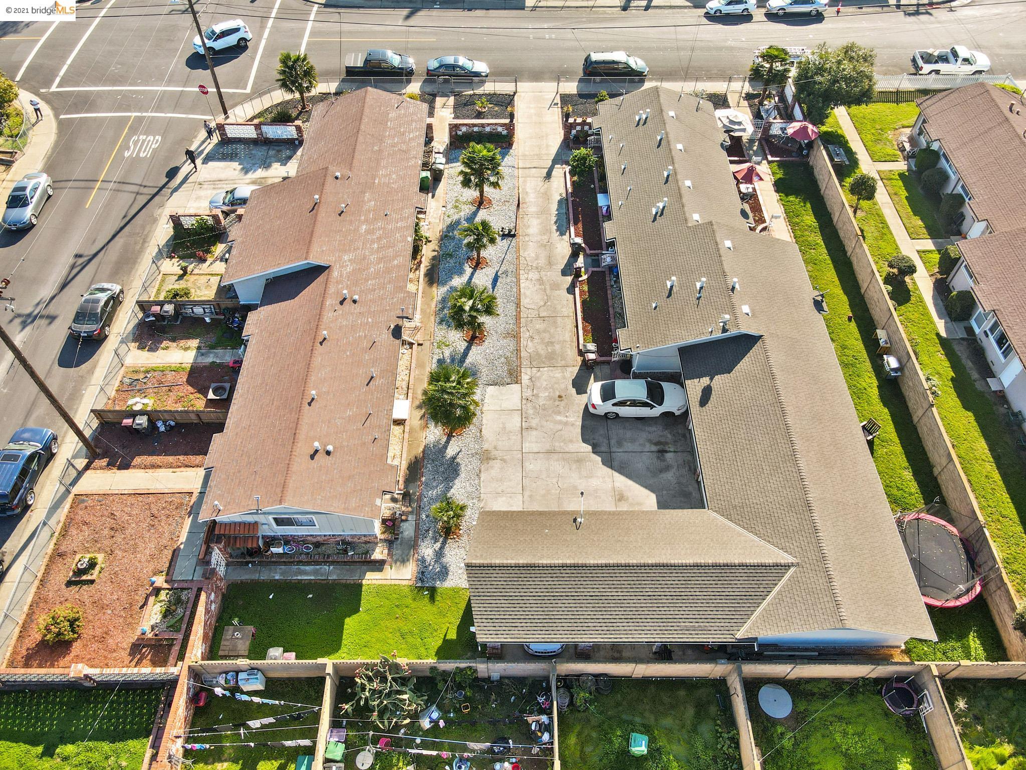 32207 Seneca St, HAYWARD, California 94544, ,Comm Ri Multi-units 5+,For Sale,Seneca St,40975641