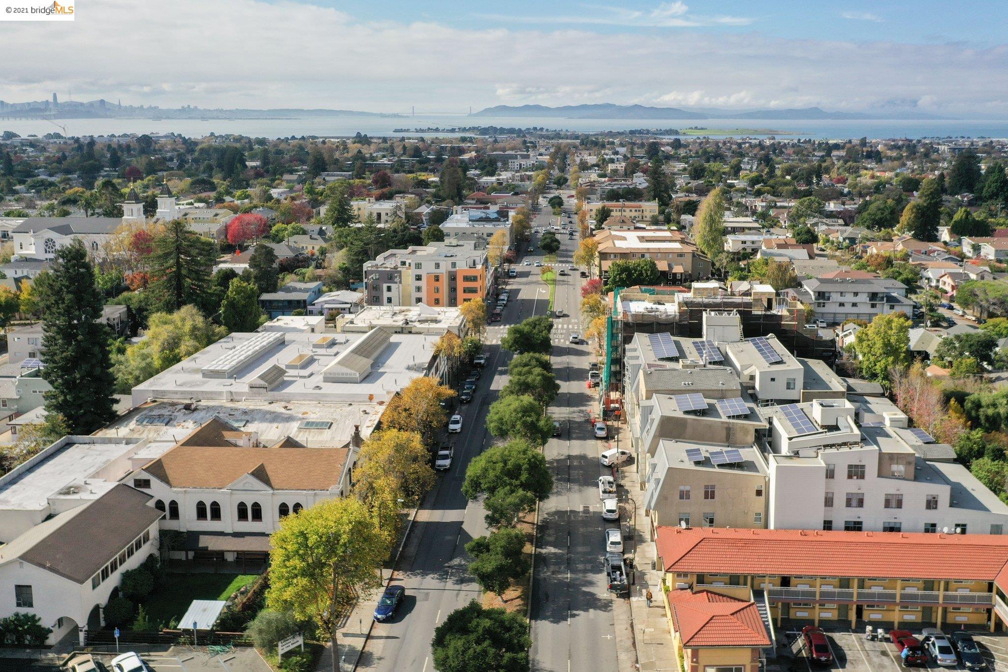 1716 University Ave, BERKELEY, California 94704, ,Comm Ri Multi-units 5+,For Sale,University Ave,40975771