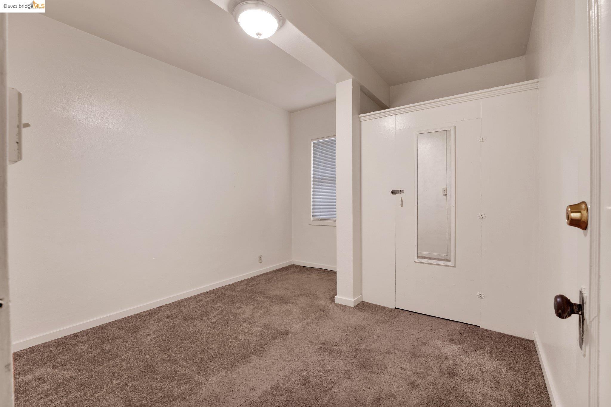1716 University Ave, BERKELEY, California 94704, ,Comm Ri Multi-units 5+,For Sale,University Ave,40975771