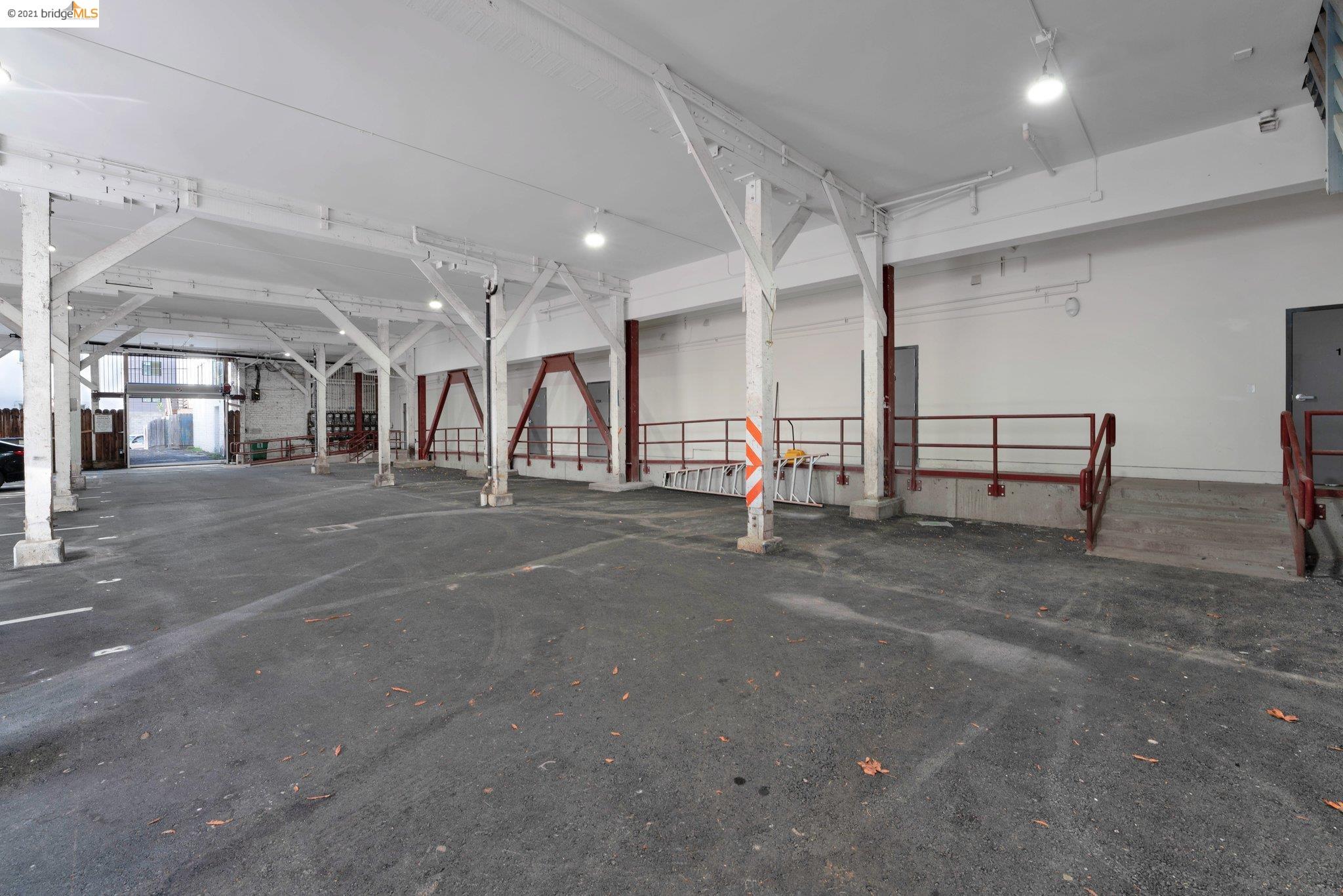 1716 University Ave, BERKELEY, California 94704, ,Comm Ri Multi-units 5+,For Sale,University Ave,40975771