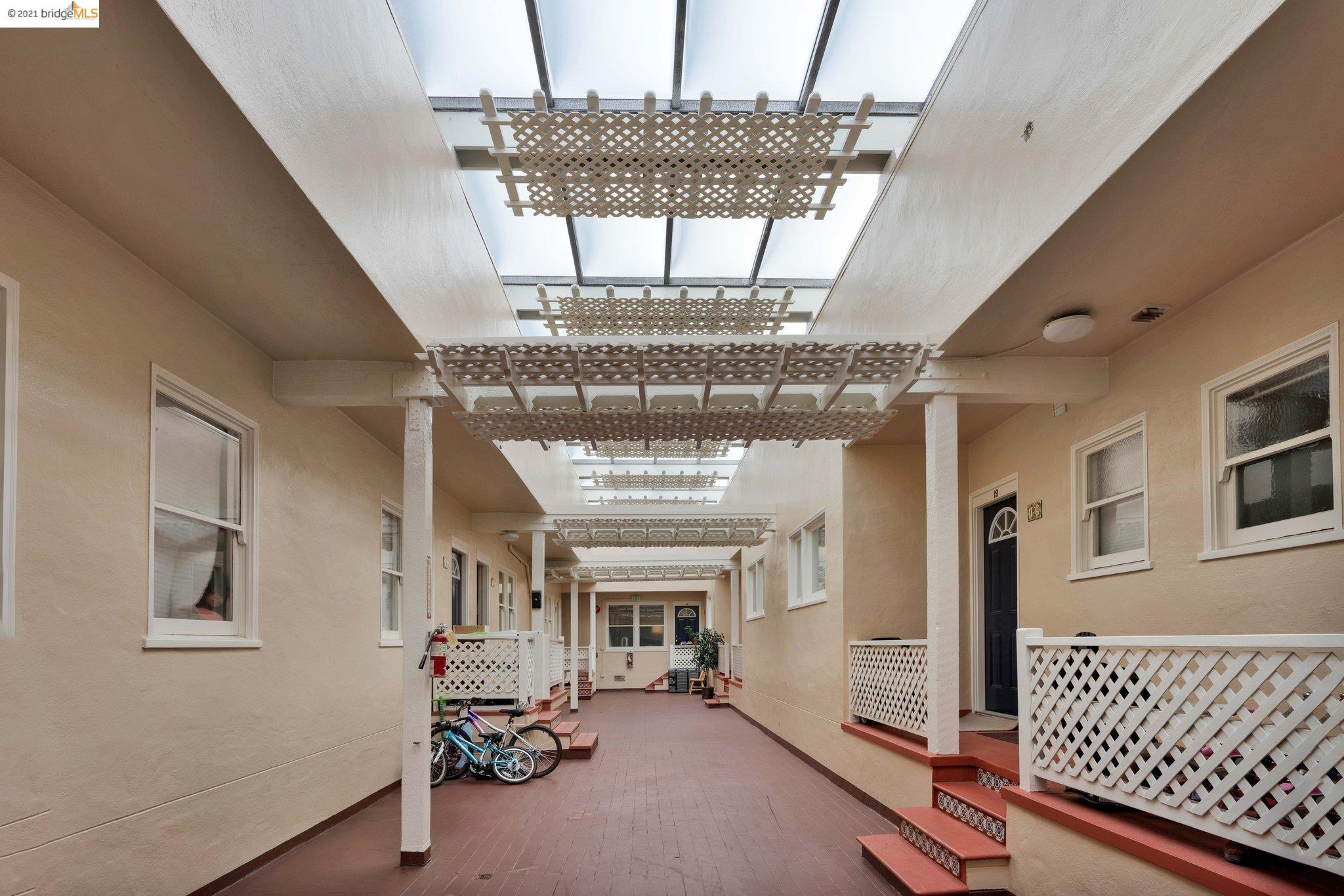 1716 University Ave, BERKELEY, California 94704, ,Comm Ri Multi-units 5+,For Sale,University Ave,40975771